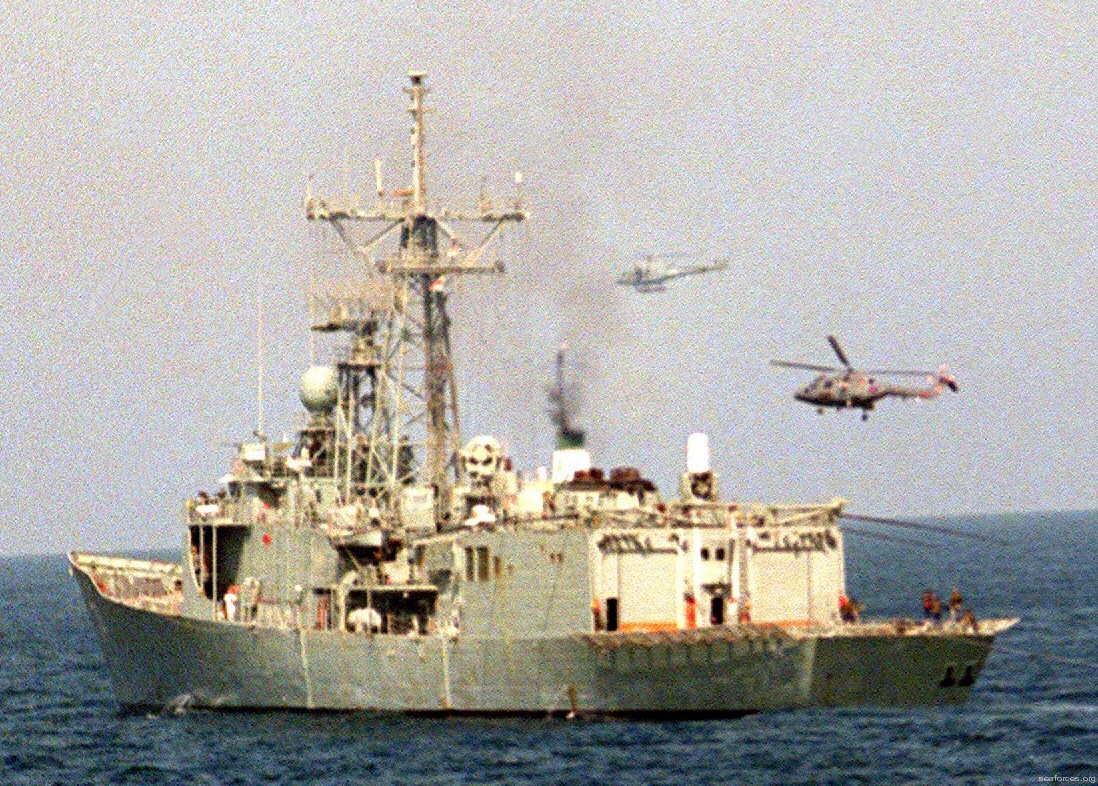 ffg-04 hmas darwin adelaide class frigate royal australian navy 1990 20 operation desert shield storm