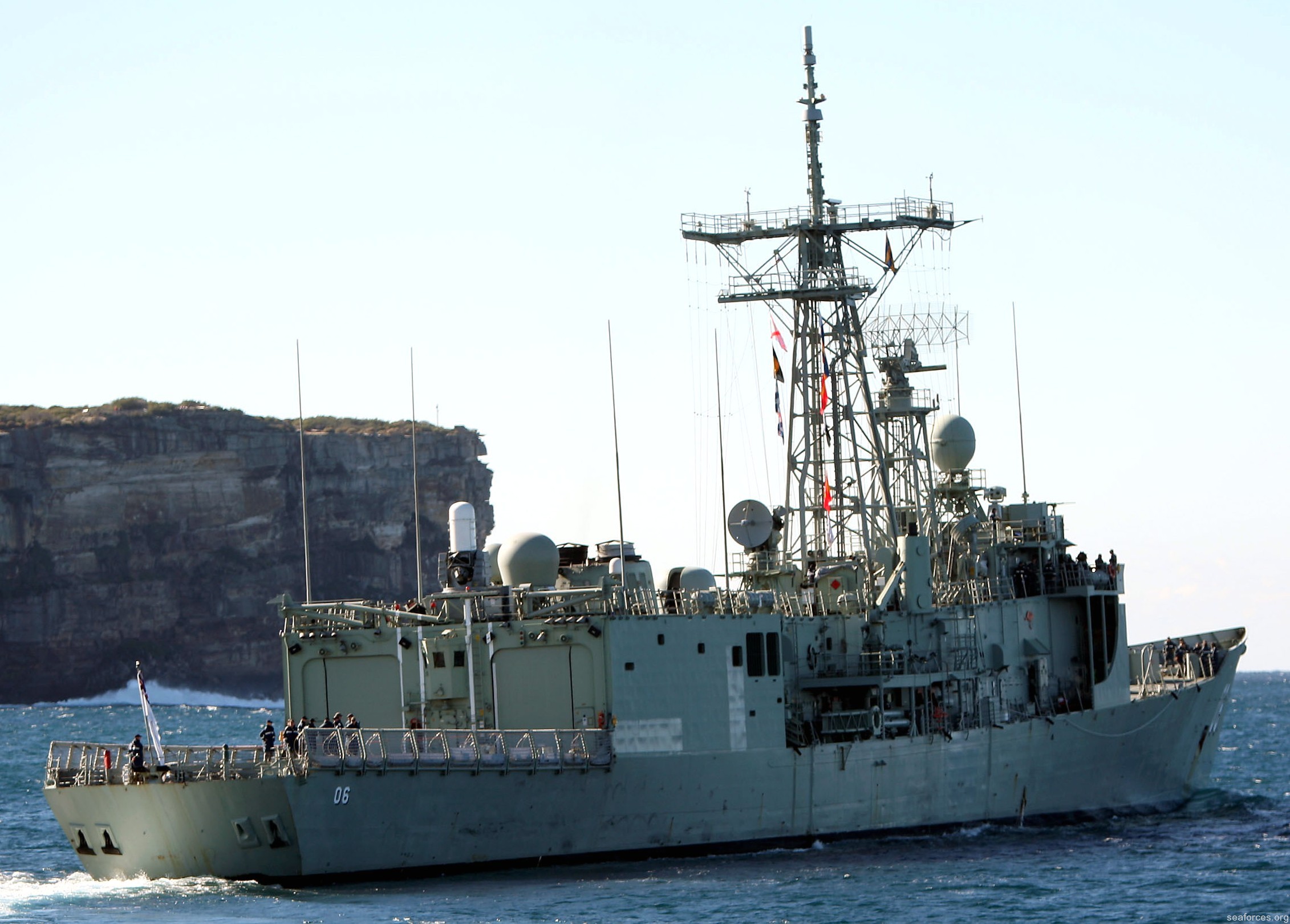 ffg-06 hmas newcastle adelaide class frigate royal australian navy 2011 20 exercise talisman sabre