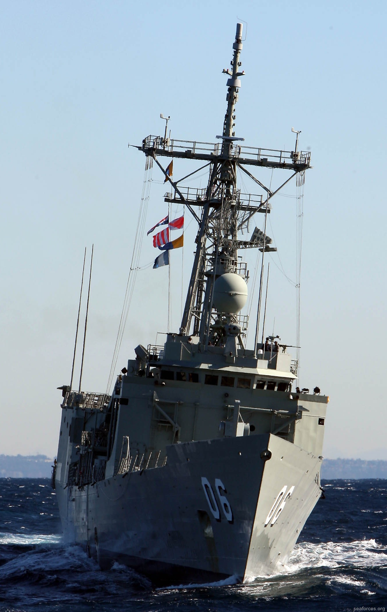 ffg-06 hmas newcastle adelaide class frigate royal australian navy 2011 21 exercise talisman sabre