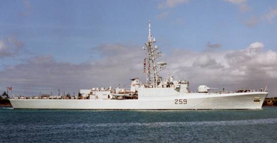 dde 259 hmcs terra nova restigouche class destroyer escort royal canadian navy marine royale canadienne