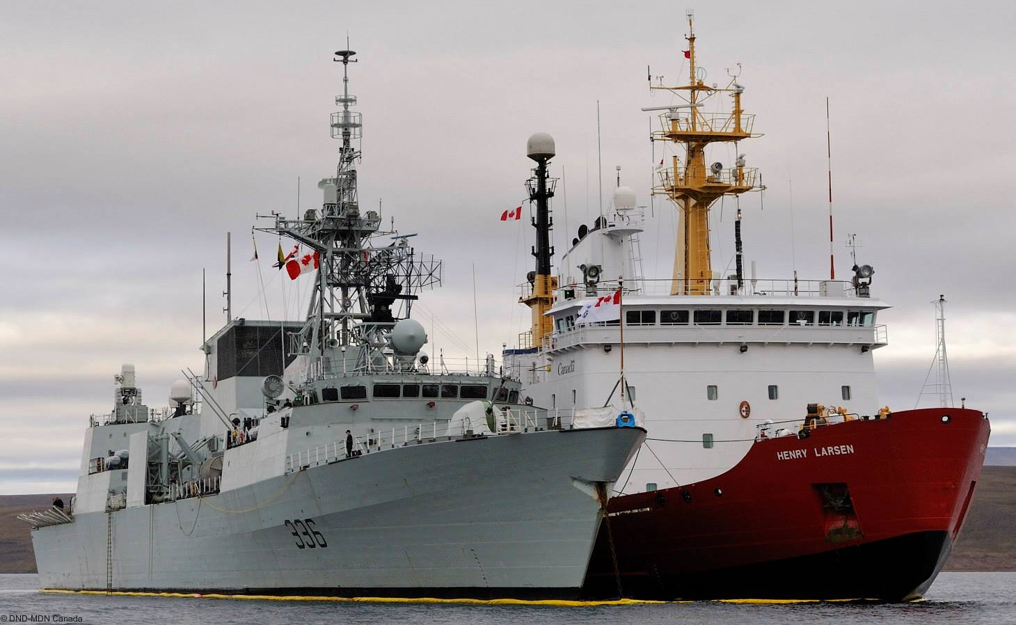 ffh-336 hmcs montreal halifax class helicopter patrol frigate ncsm royal canadian navy 34