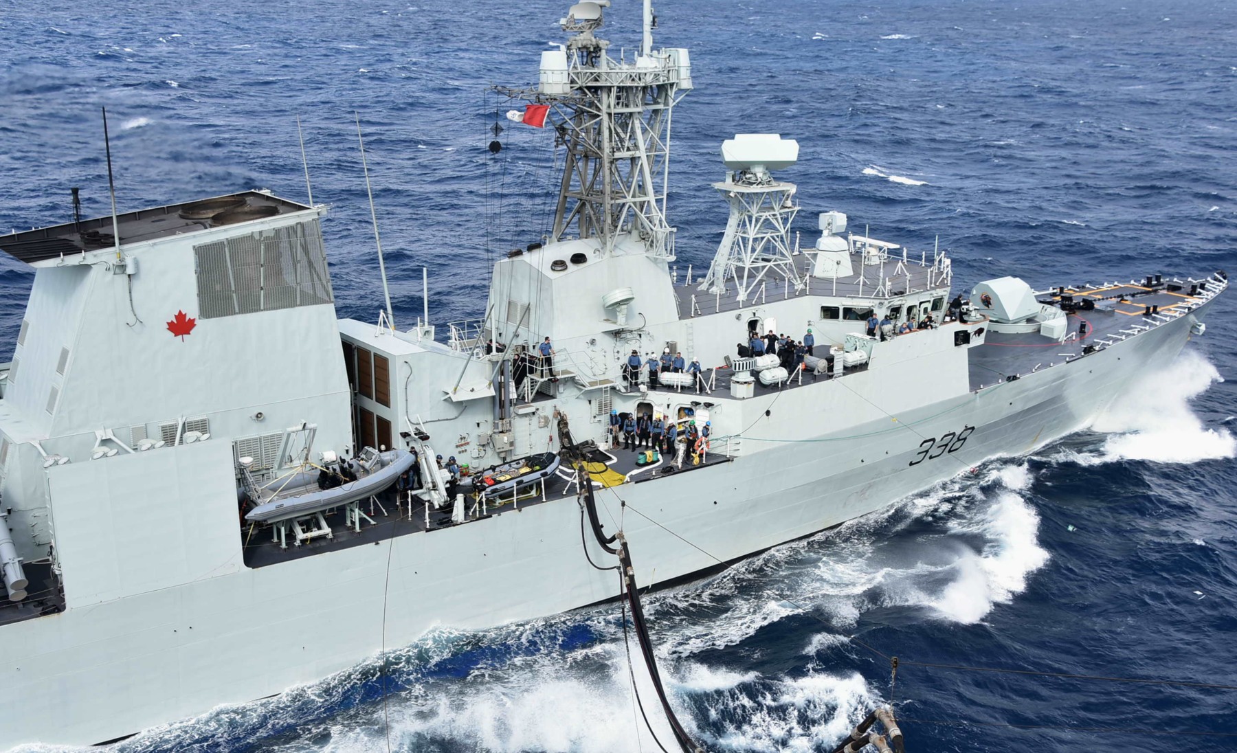 ffh-338 hmcs winnipeg halifax class helicopter patrol frigate ncsm royal canadian navy 23