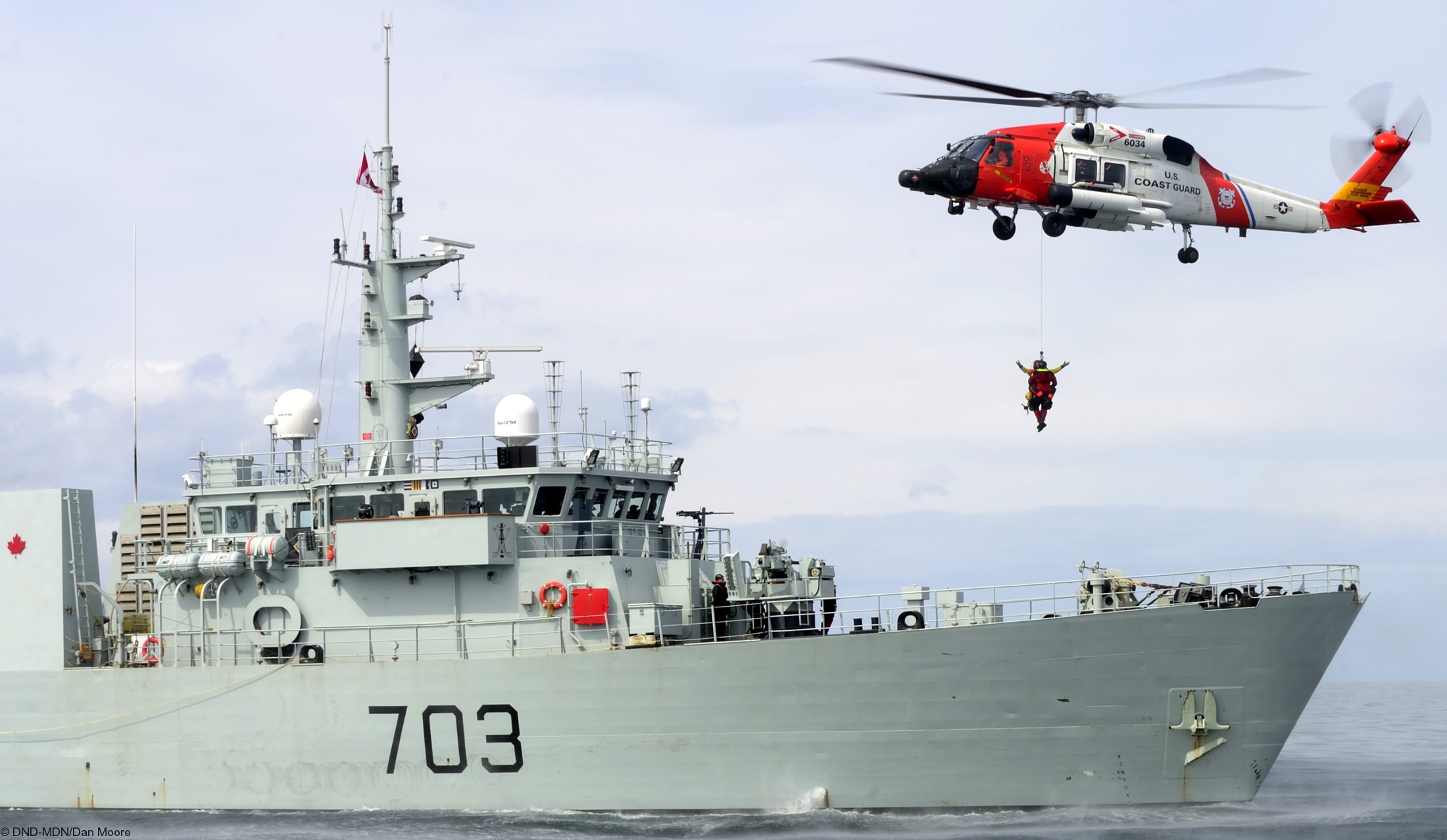 mm-703 hmcs edmonton kingston class maritime coastal defence vessel mcdv ncsm royal canadian navy 12