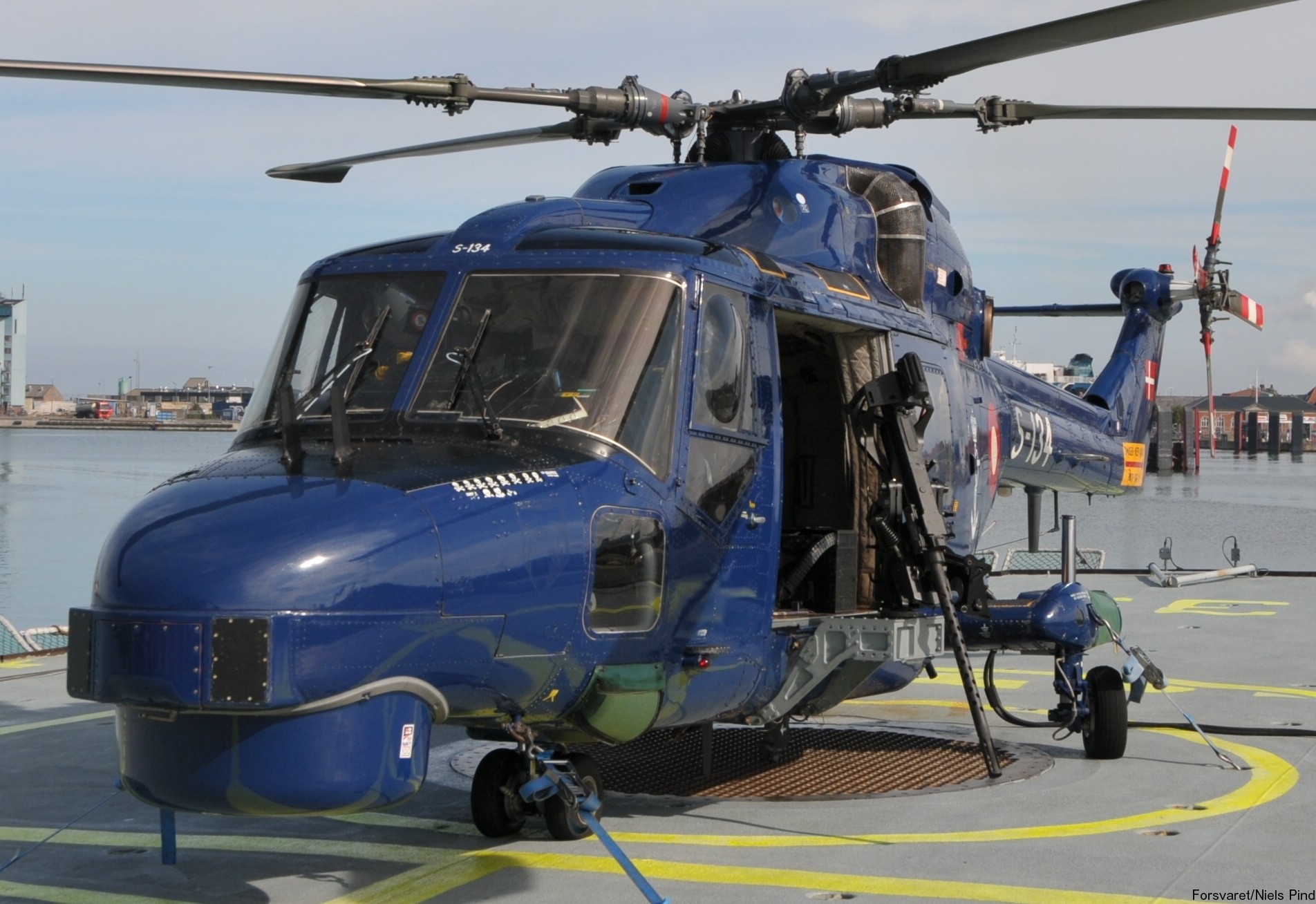 lynx mk.80 mk.90b helicopter westland royal danish navy air force kongelige danske marine flyvevabnet s-134 11