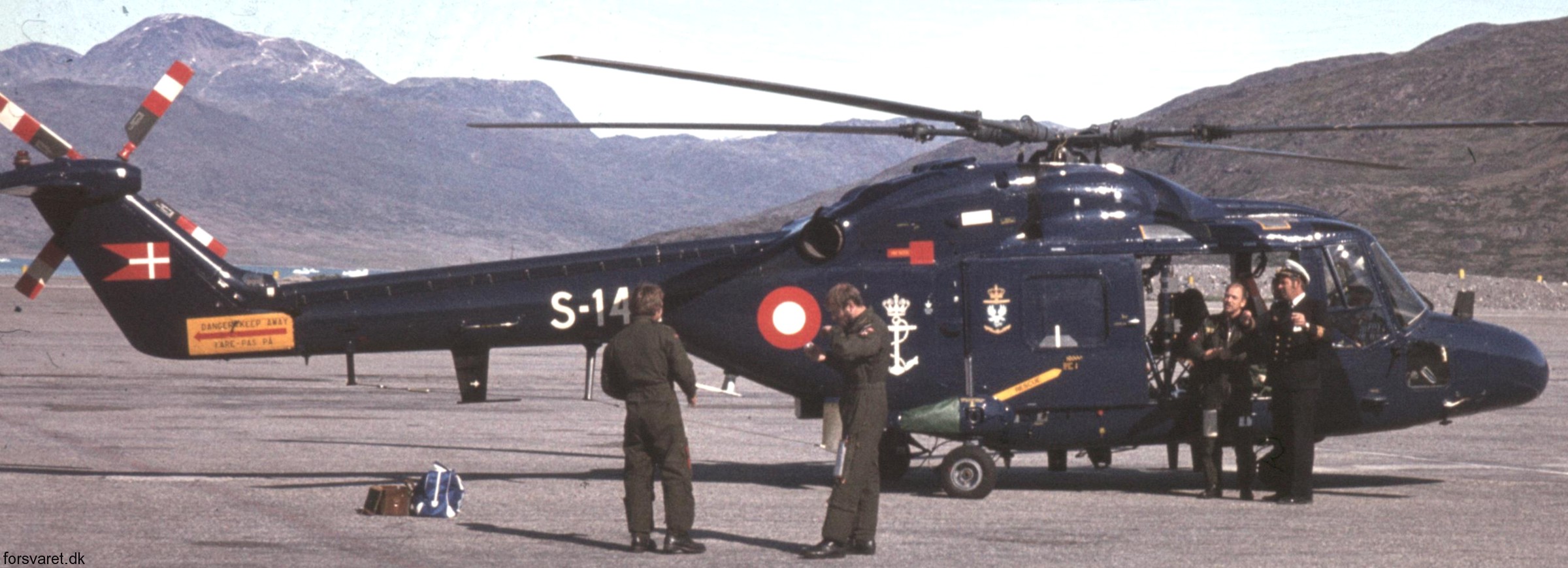 lynx mk.80 mk.90b helicopter westland royal danish navy air force kongelige danske marine flyvevabnet s-142 07