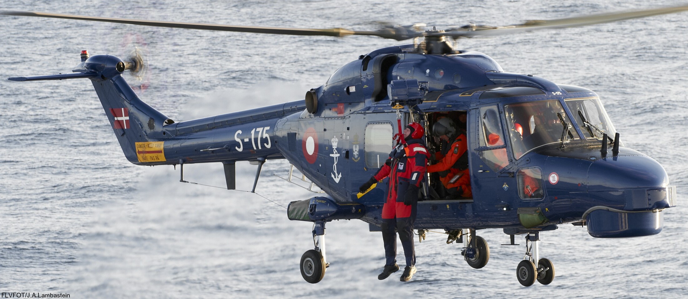 lynx mk.80 mk.90b helicopter westland royal danish navy air force kongelige danske marine flyvevabnet s-175 16