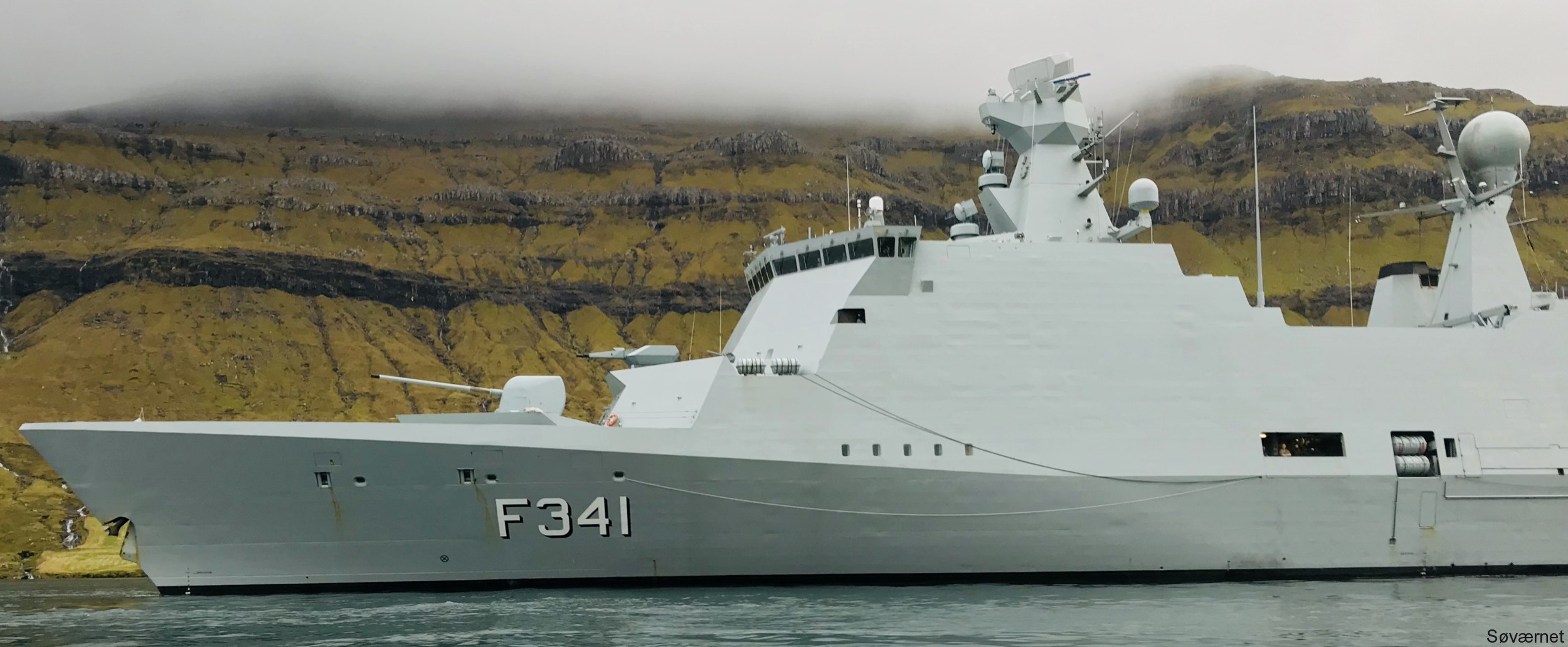 f-341 hdms absalon frigate royal danish navy 07