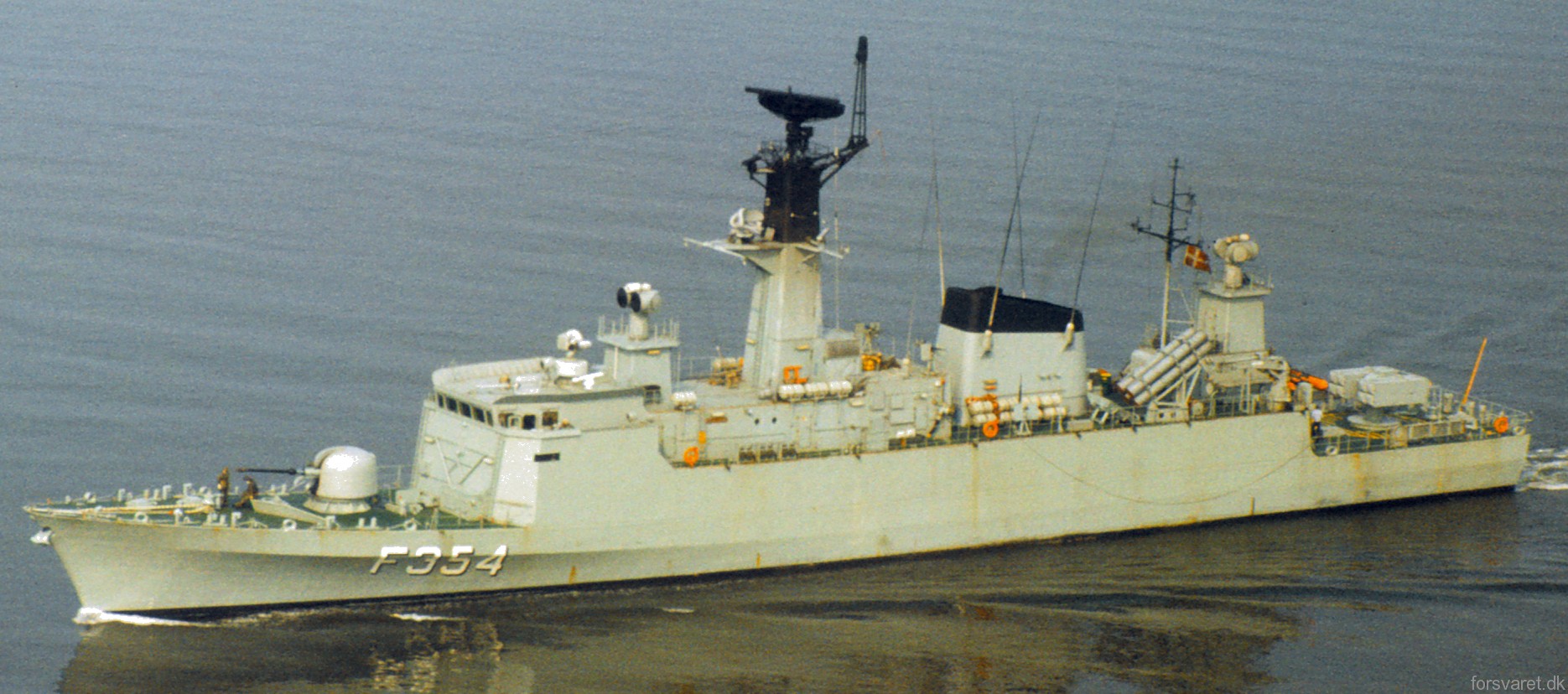 f-354 hdms niels juel class corvette royal danish navy kongelige danske marine kdm 17