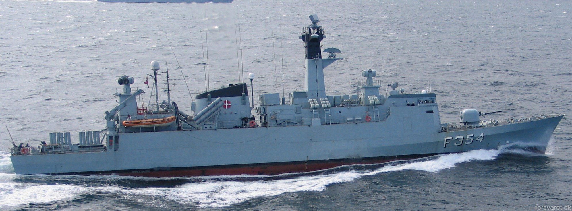 f-354 hdms niels juel class corvette royal danish navy kongelige danske marine kdm 55
