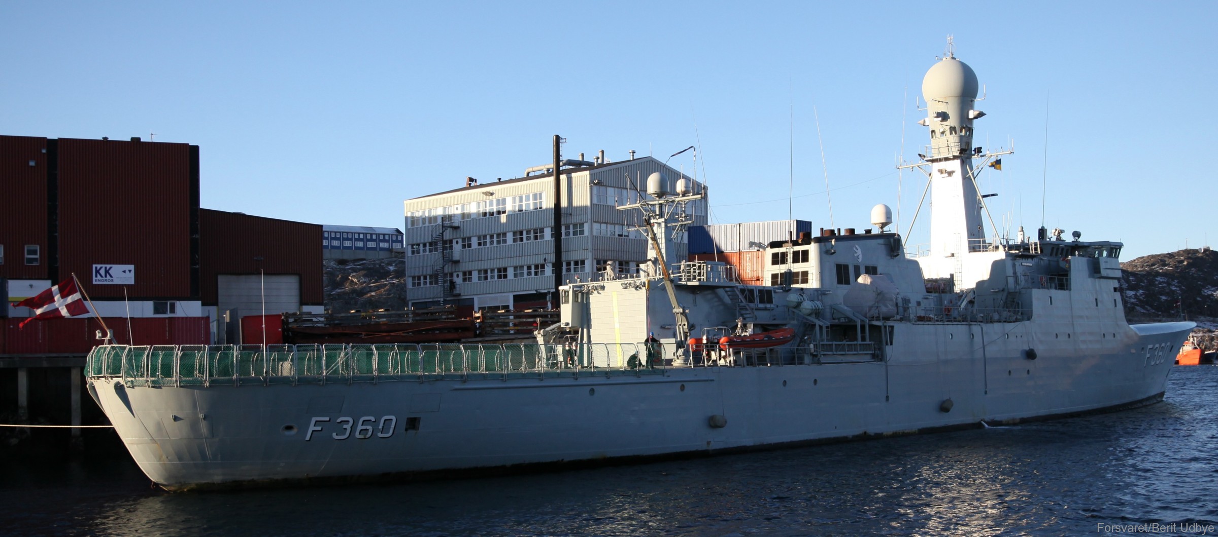 f-360 hdms hvidbjornen thetis class ocean patrol frigate royal danish navy kongelige danske marine kdm inspektionsskibet 43