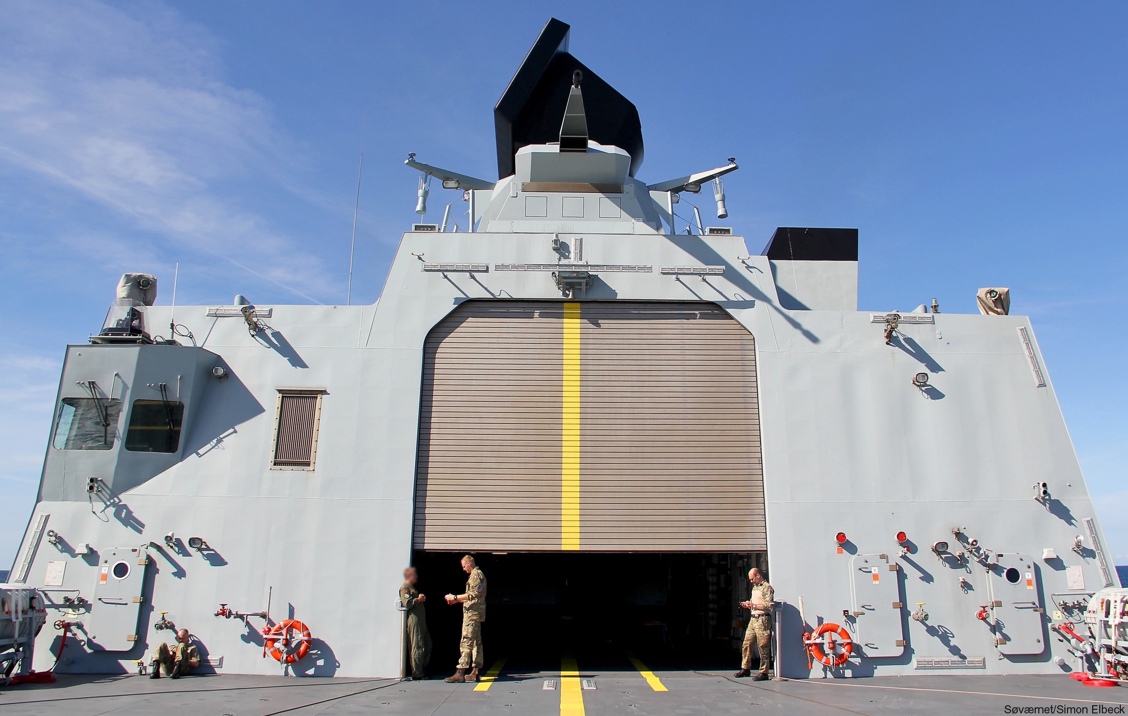 f-361 hdms iver huitfeldt class guided missile frigate ffg royal danish navy 31 hangar