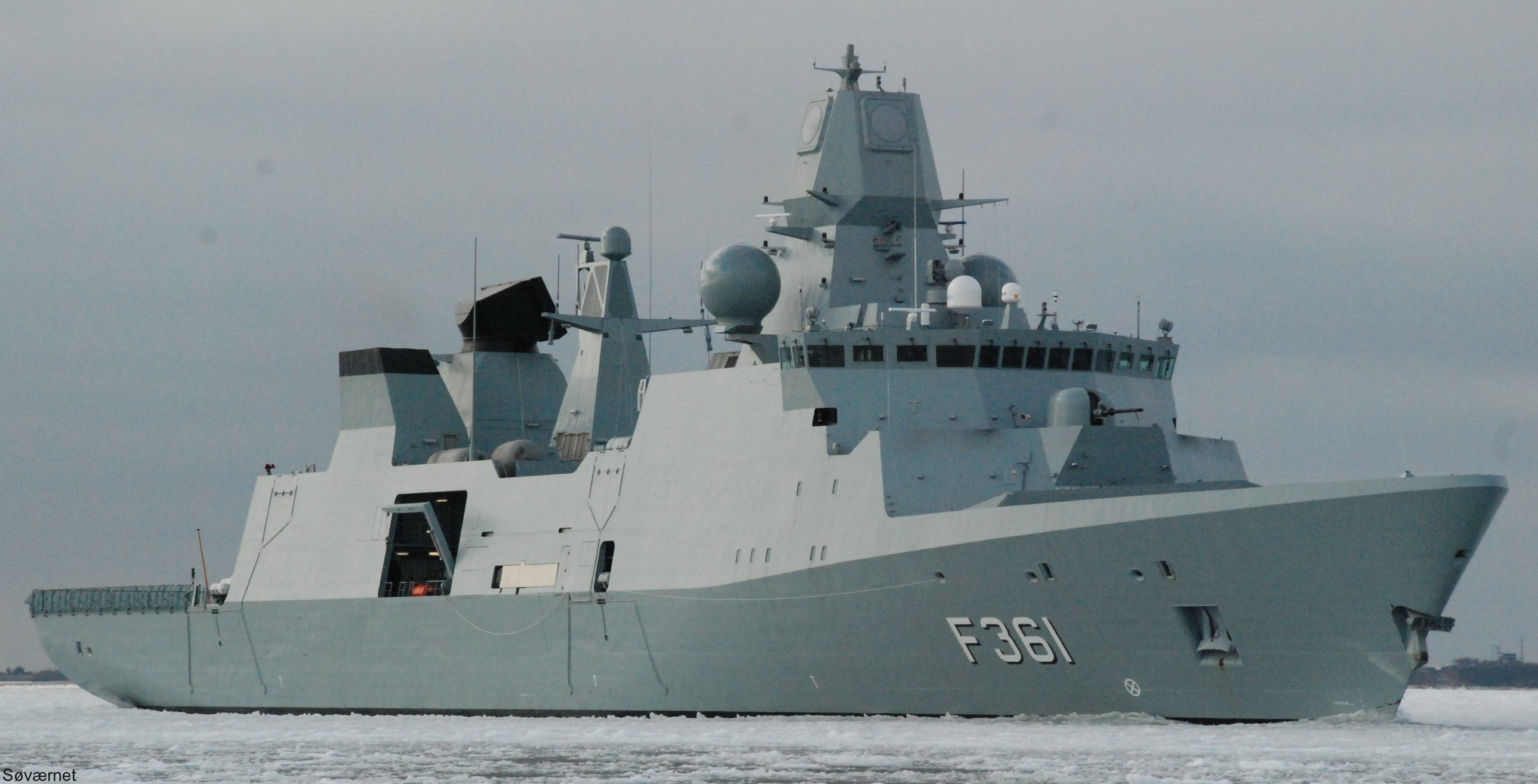 f-361 hdms iver huitfeldt class guided missile frigate ffg royal danish navy 36