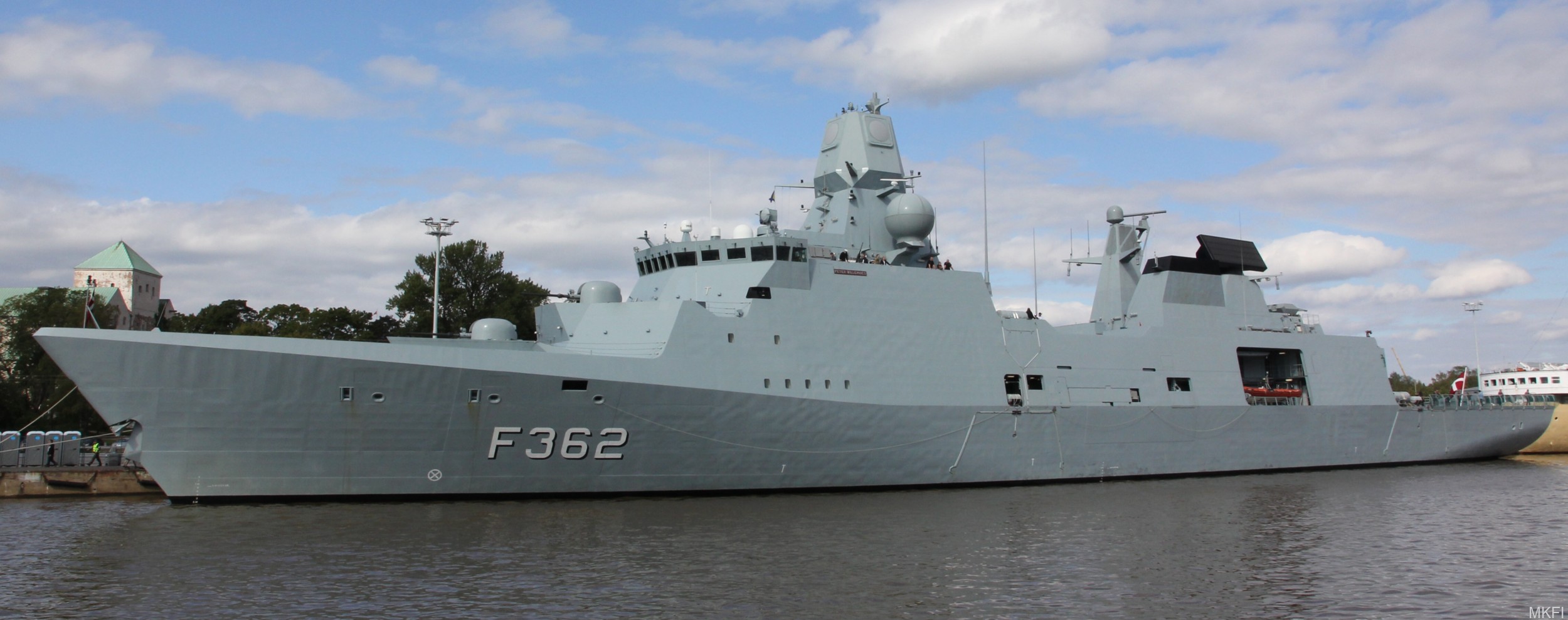 f-362 hdms peter willemoes iver huitfeldt class guided missile frigate ffg royal danish navy 02