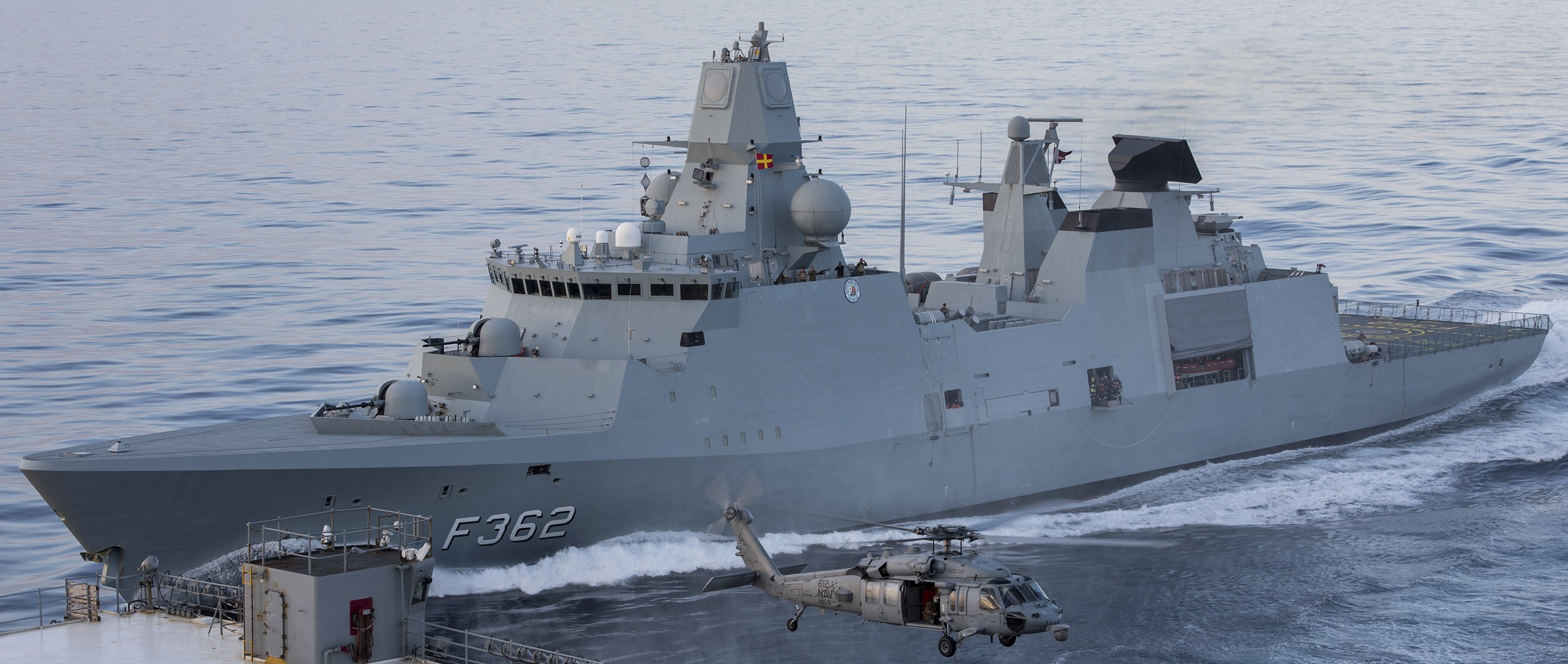 f-362 hdms peter willemoes iver huitfeldt class guided missile frigate ffg royal danish navy 10