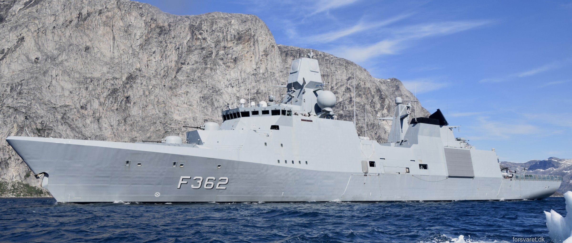 f-362 hdms peter willemoes iver huitfeldt class guided missile frigate ffg royal danish navy 26