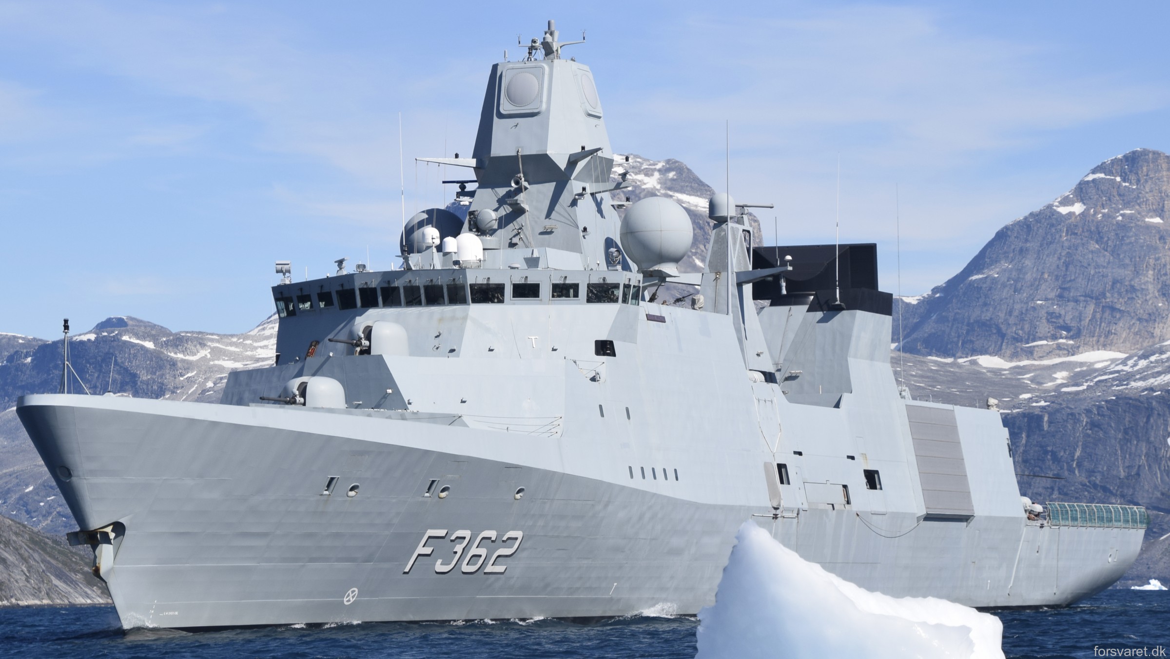f-362 hdms peter willemoes iver huitfeldt class guided missile frigate ffg royal danish navy 27