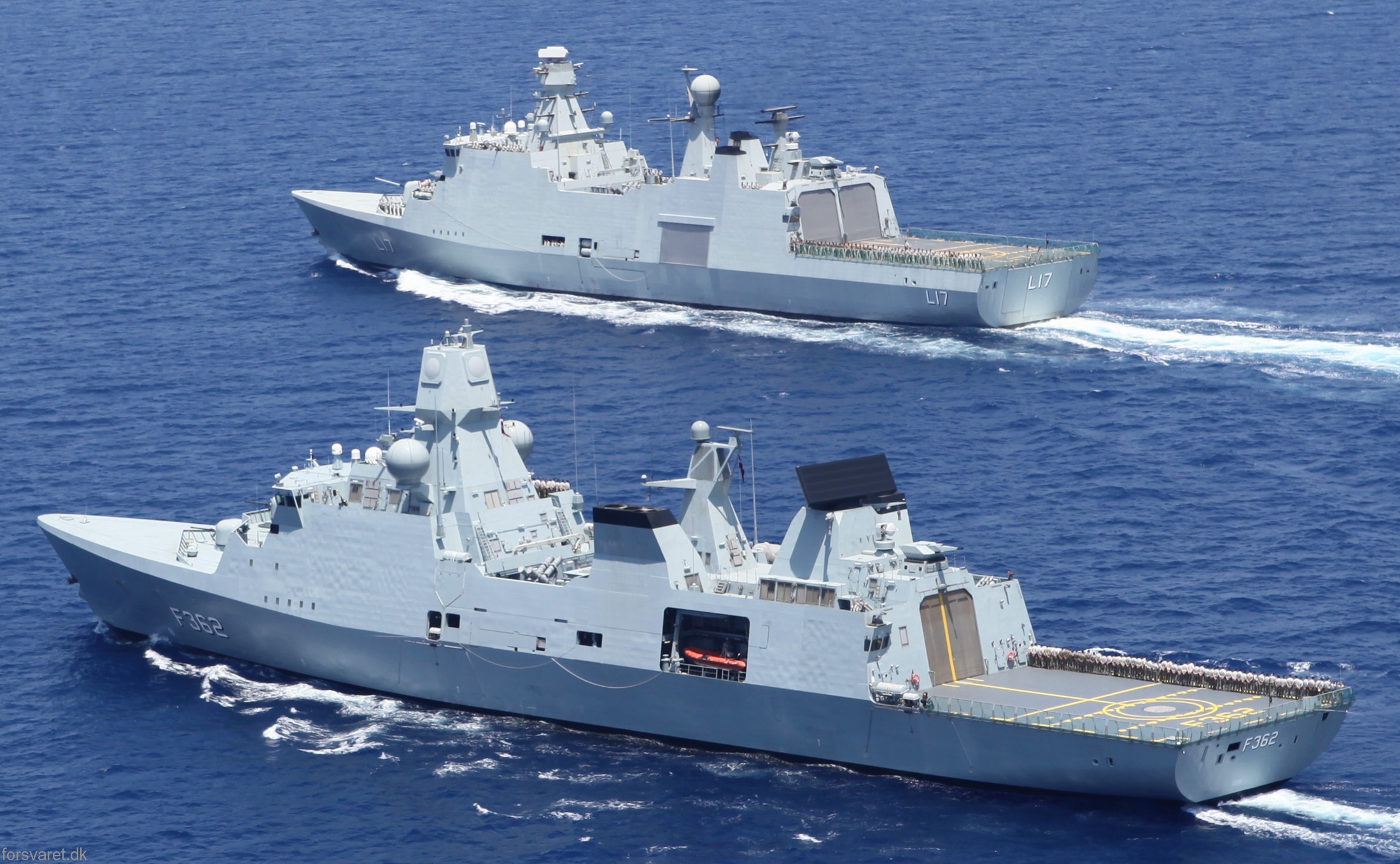 f-362 hdms peter willemoes iver huitfeldt class guided missile frigate ffg royal danish navy 32