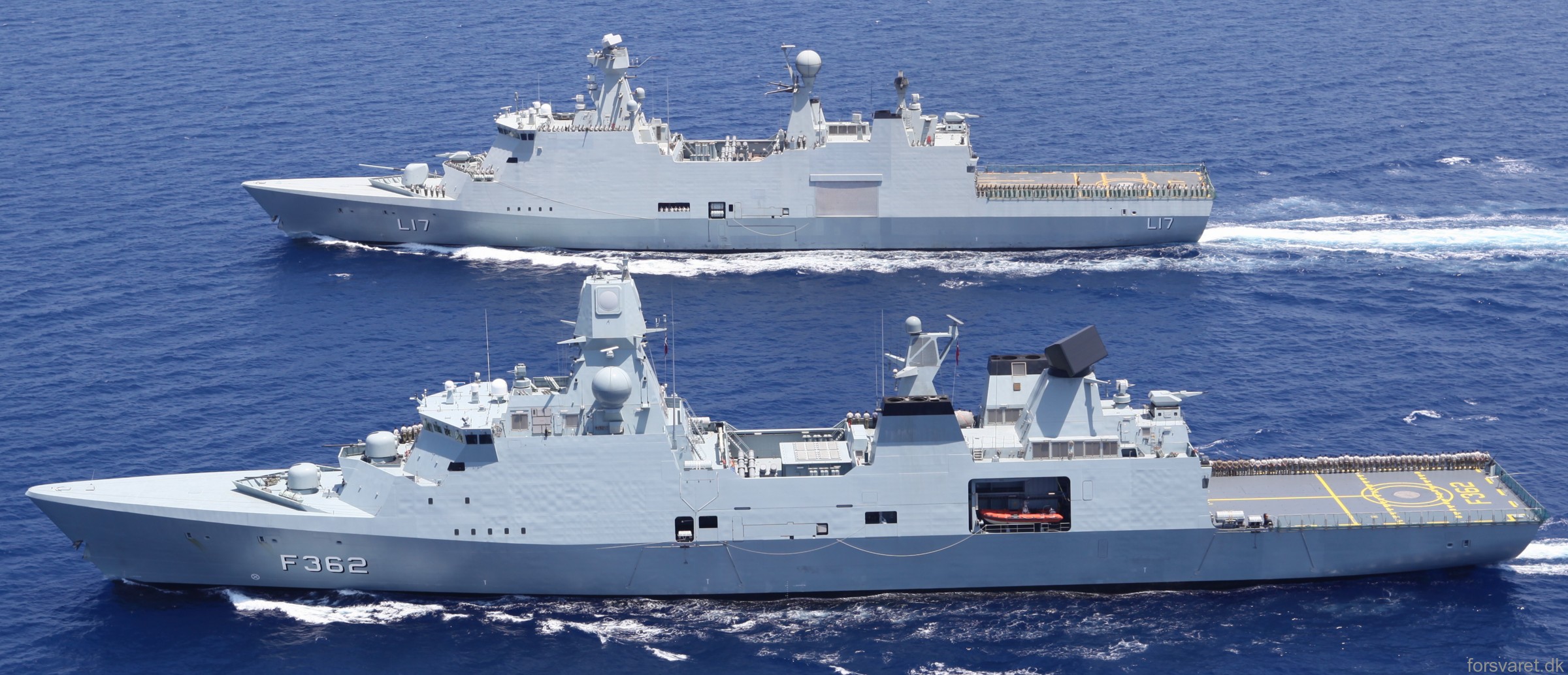 f-362 hdms peter willemoes iver huitfeldt class guided missile frigate ffg royal danish navy 33