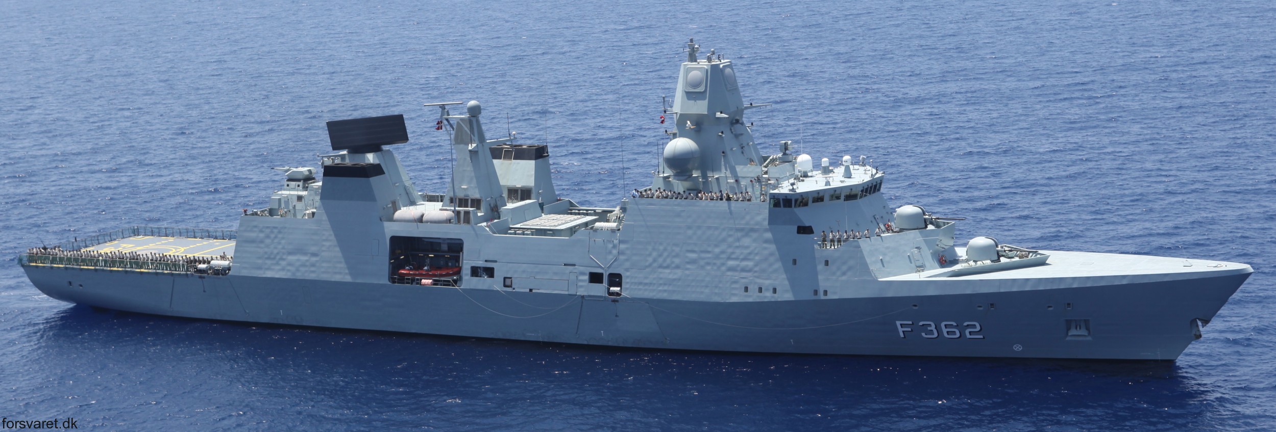 f-362 hdms peter willemoes iver huitfeldt class guided missile frigate ffg royal danish navy 34