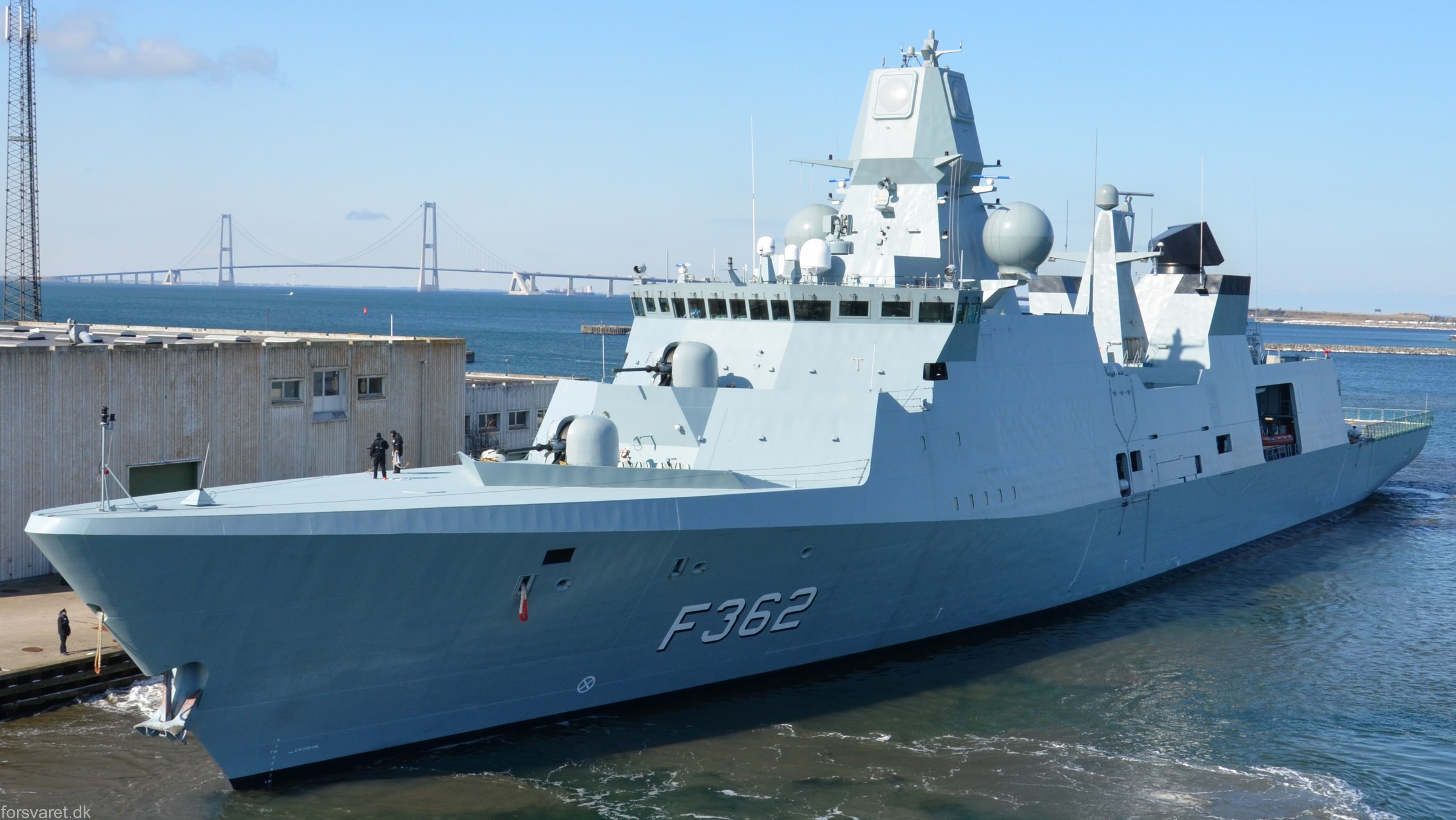 f-362 hdms peter willemoes iver huitfeldt class guided missile frigate ffg royal danish navy 63