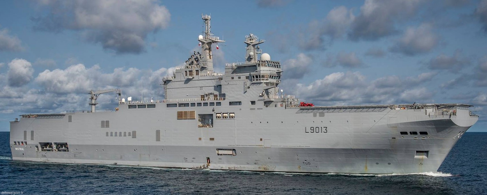 mistral class amphibious assault command ship lph bpc french navy marine nationale 14c l-9013
