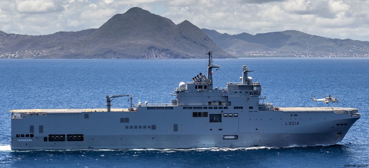 l-9014 fs tonnere mistral class amphibious assault command ship bpc french navy marine nationale 35