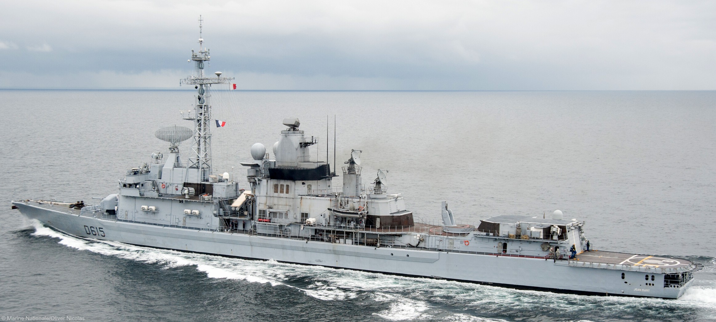 cassard class type f70aa guided missile air defense frigate french navy sm-1mr standard d-615 jean bart