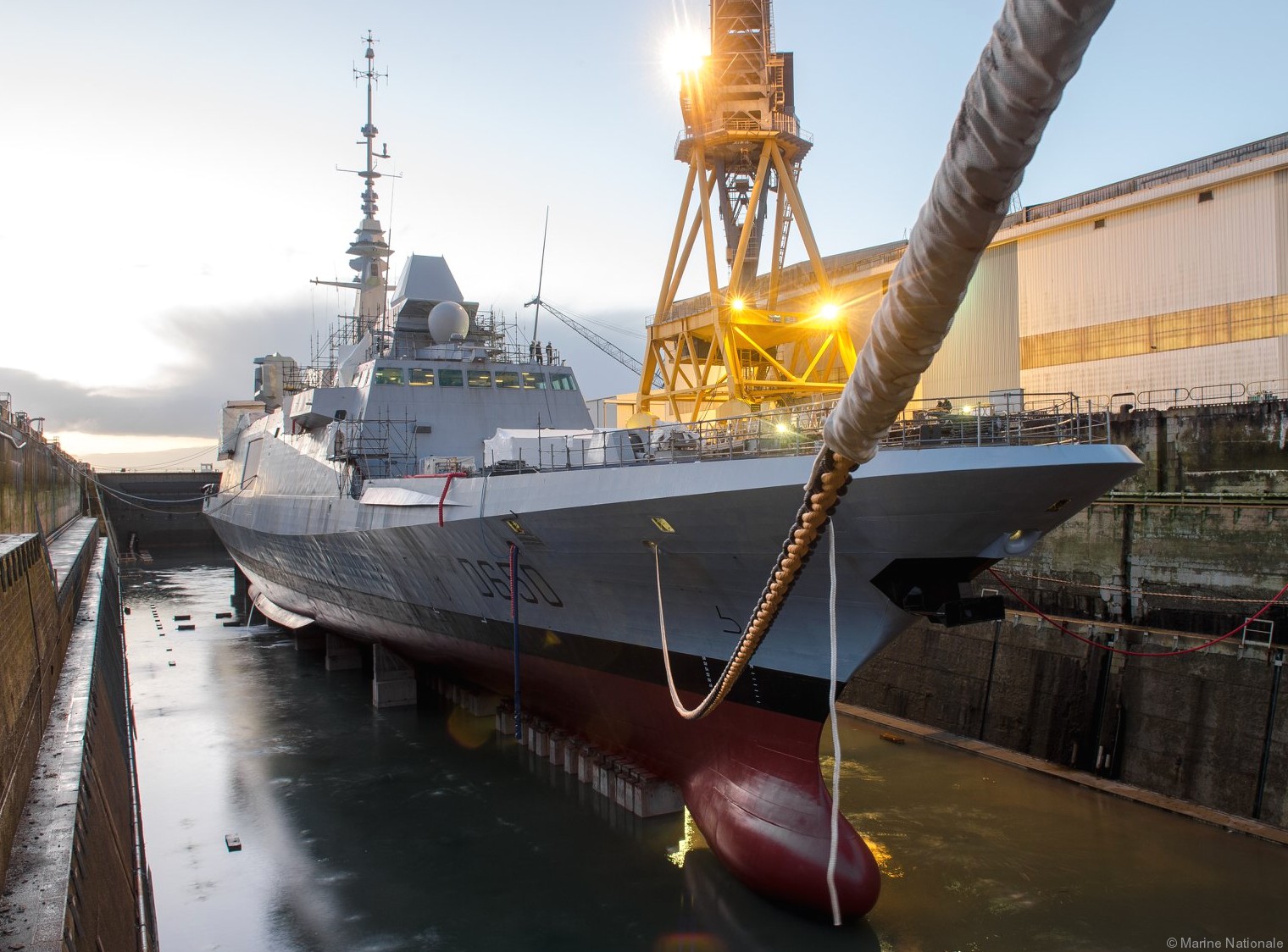 d-650 fs aquitaine fremm class frigate fregate multi purpose french navy marine nationale 32 dry dock