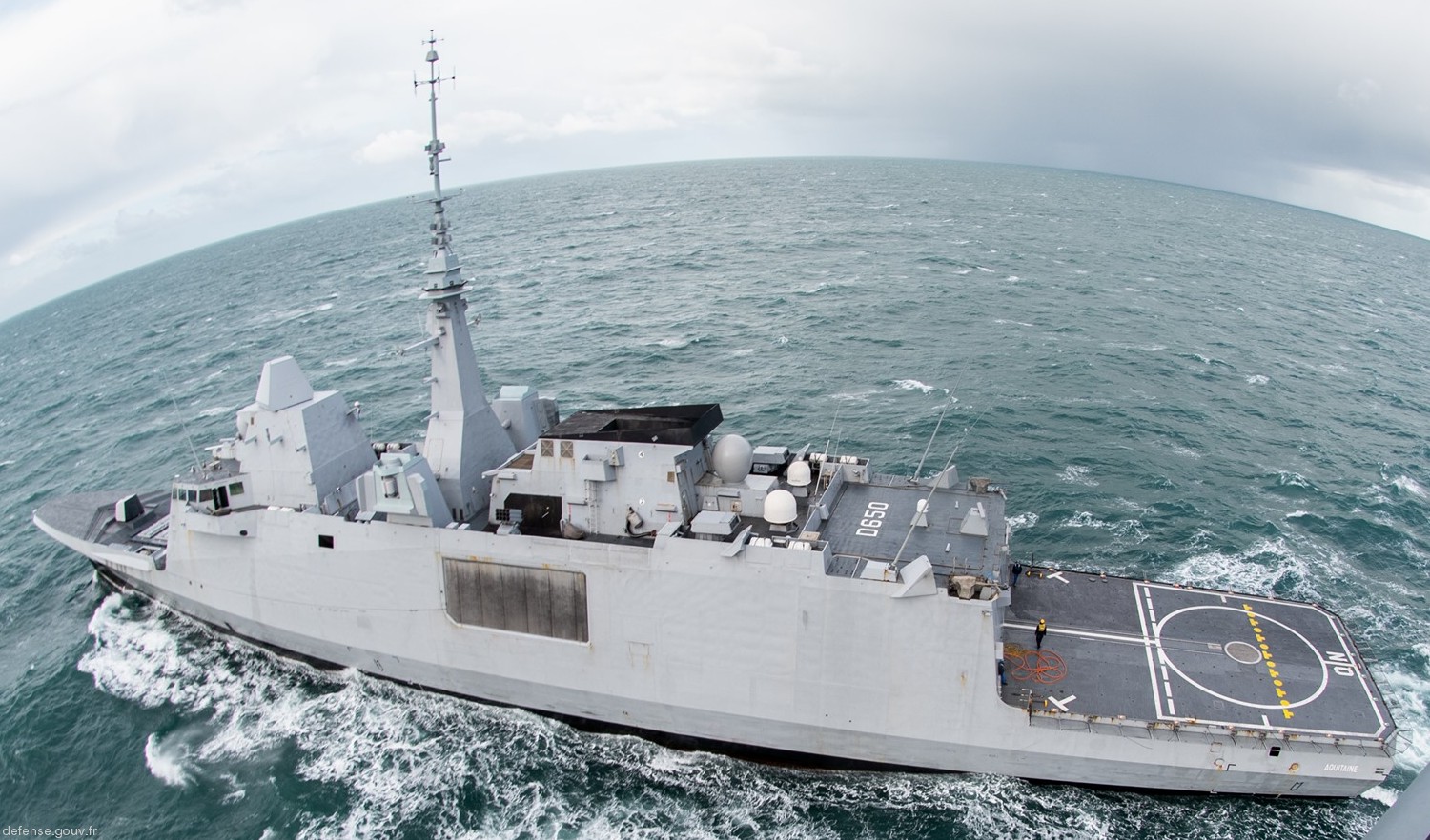 d-650 fs aquitaine fremm class frigate fregate multi purpose french navy marine nationale 36