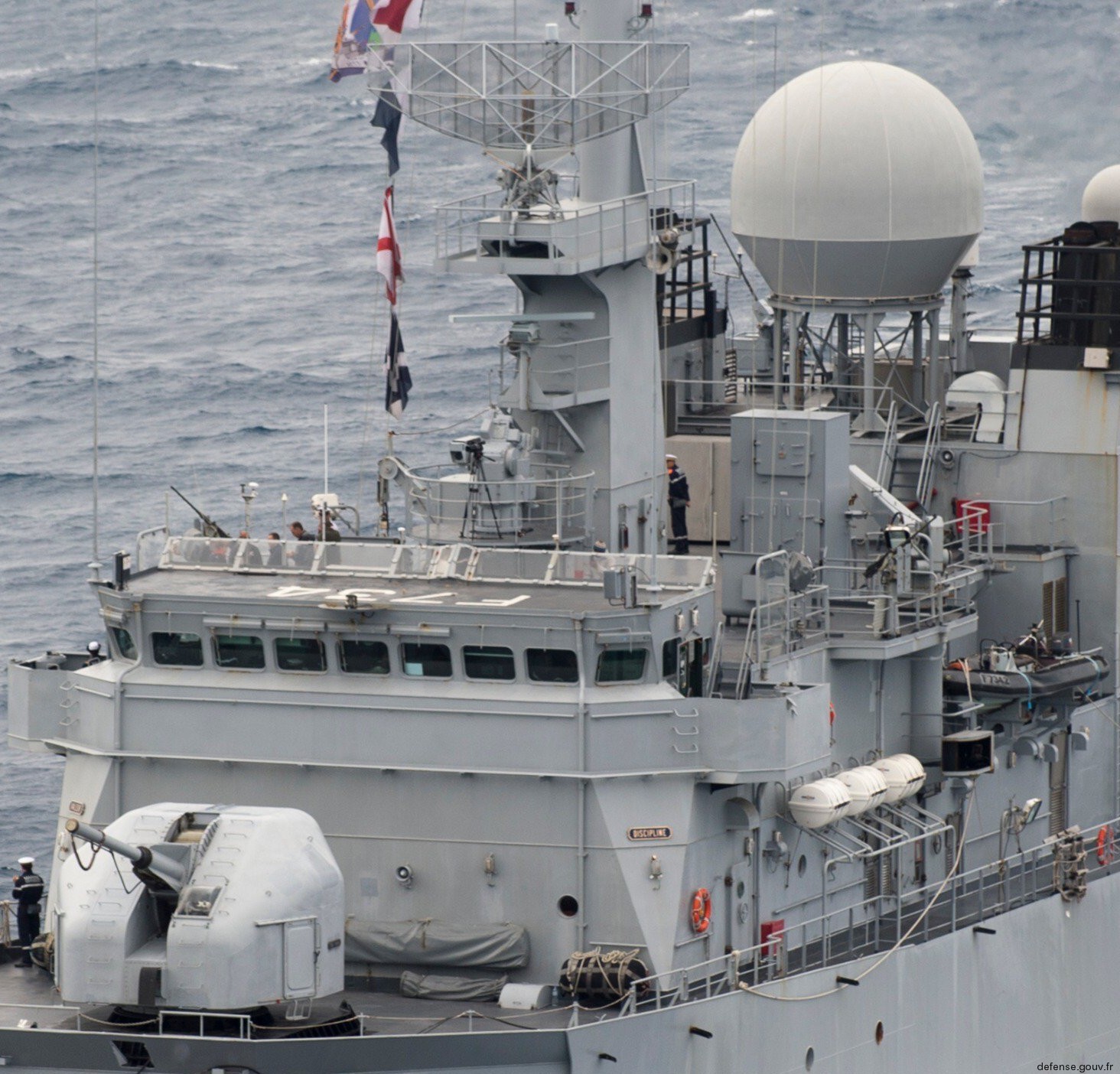 f-734 fs vendemiaire floreal class frigate french navy fregate surveillance marine nationale 17a radar antenna details