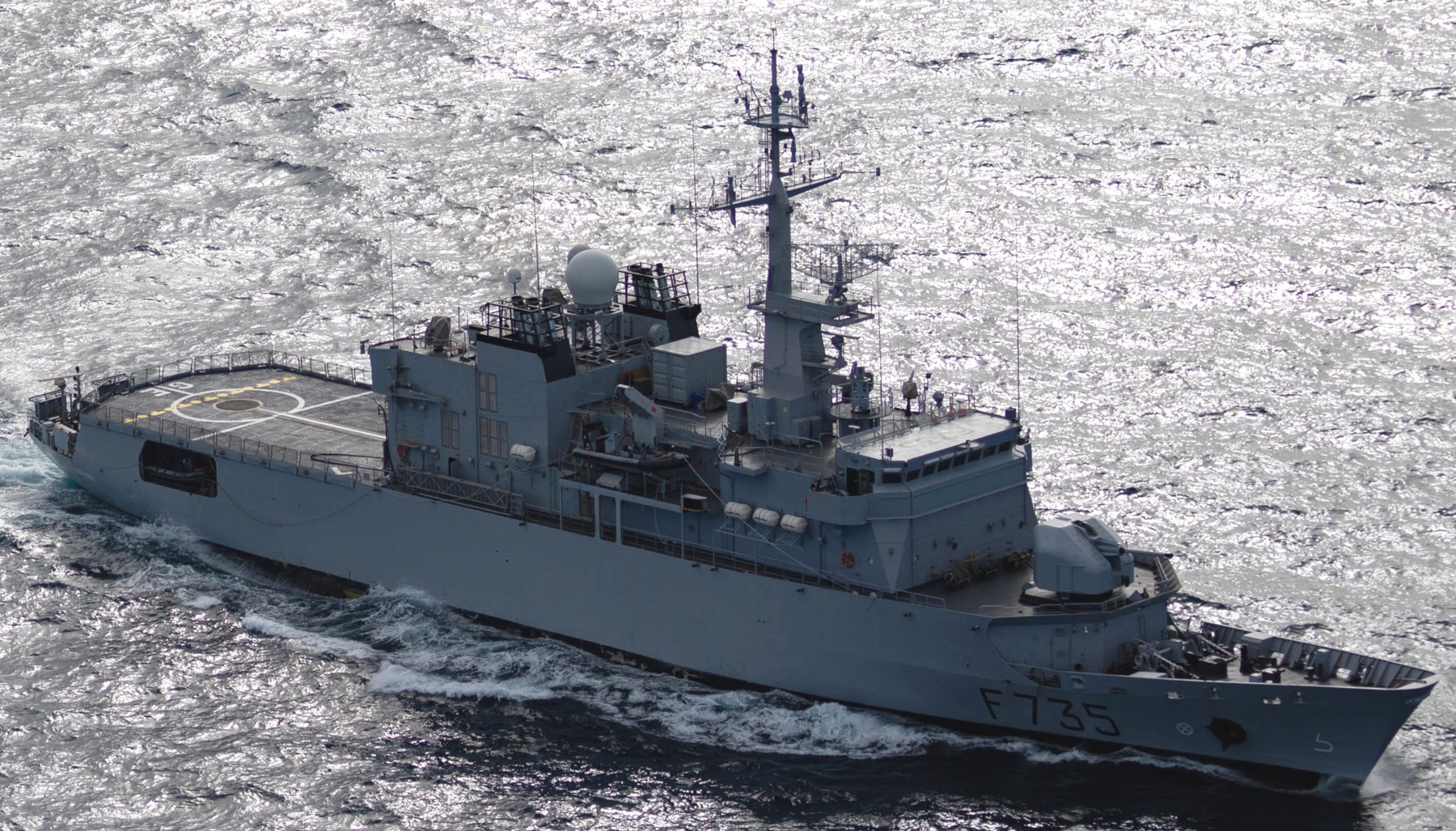 f-735 fs germinal floreal class frigate french navy marine nationale fregate de surveillance 18