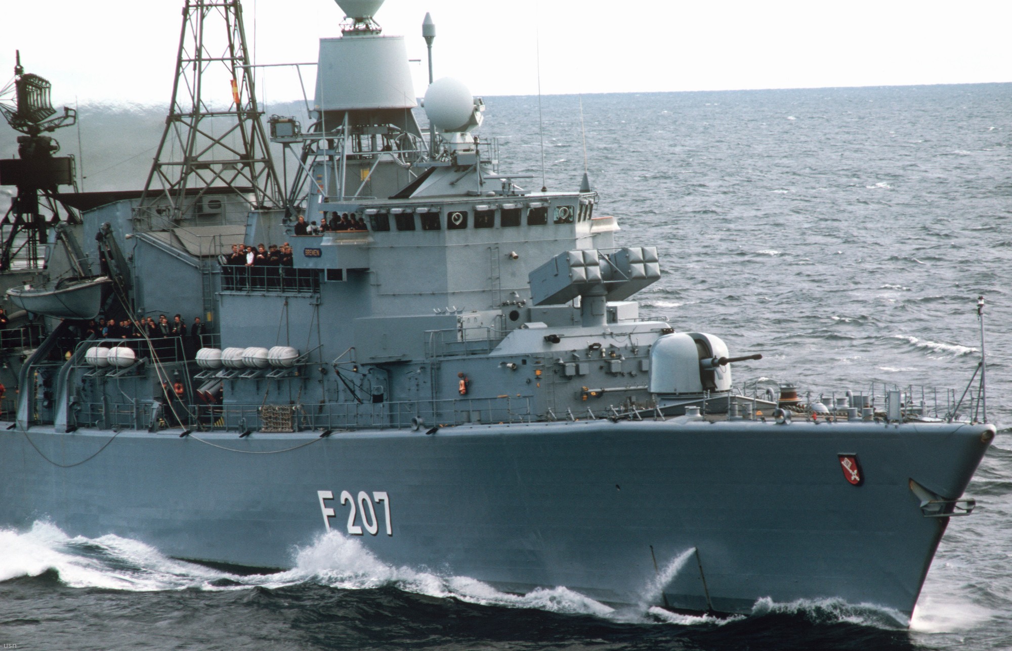 f-207 fgs bremen type 122 class frigate german navy 11