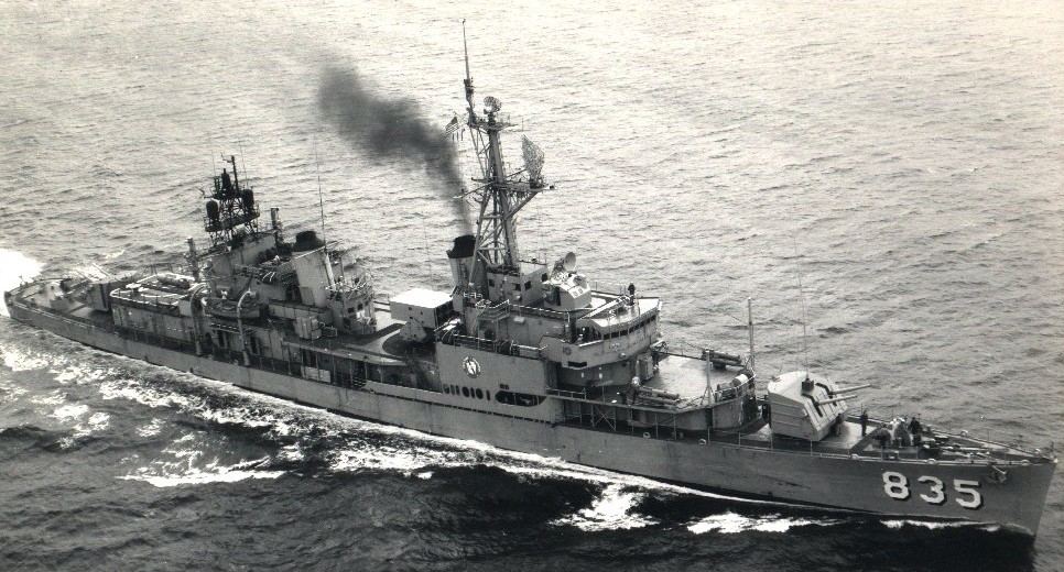 dd 835 uss charles cecil d 216 hs apostolis destroyer hellenic navy