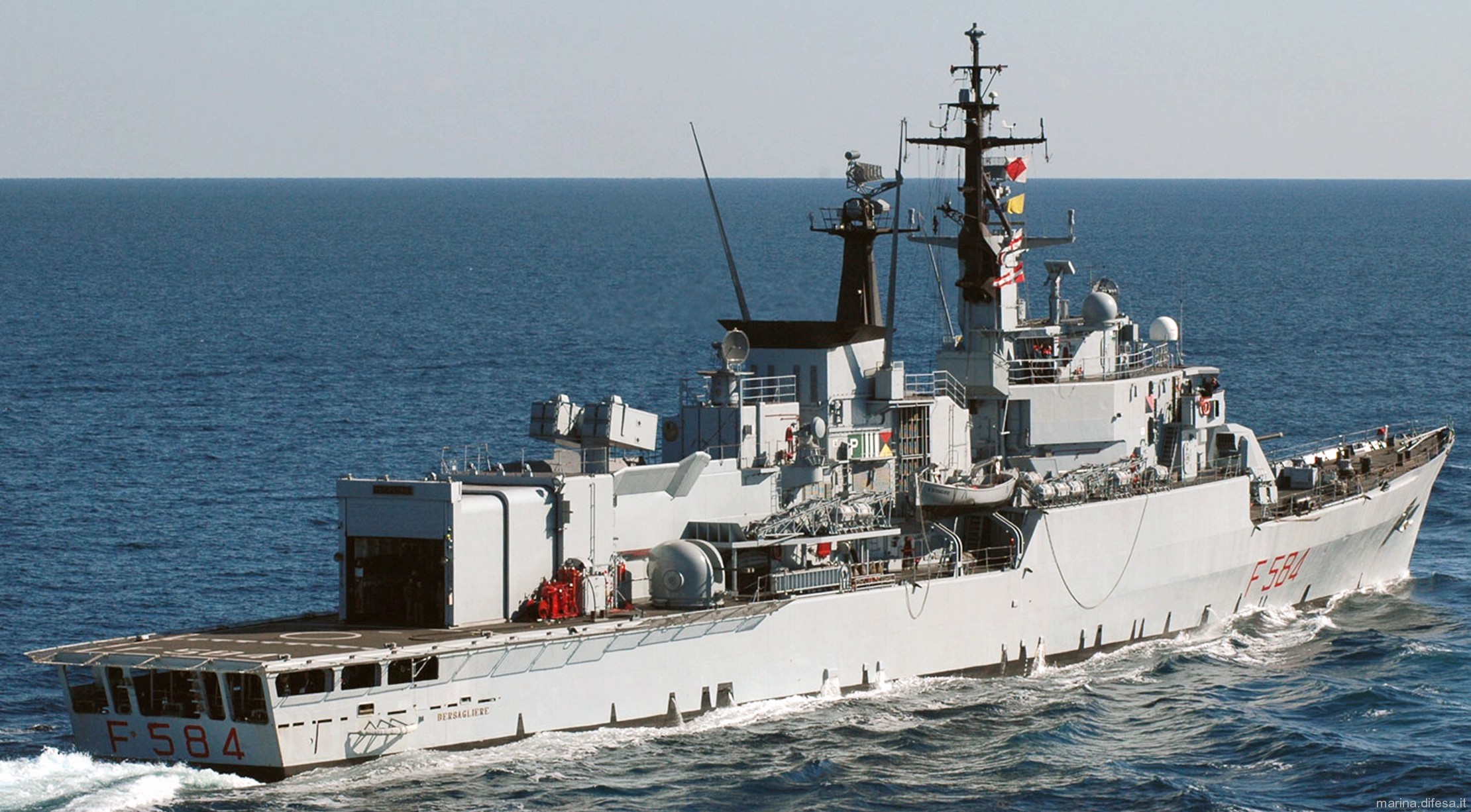 soldati class frigate italian navy marina militare f-584 bersagliere 06x