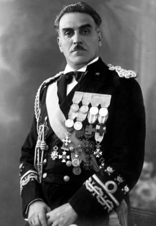 luigi rizzo capitano di corvetta admiral italian navy hero