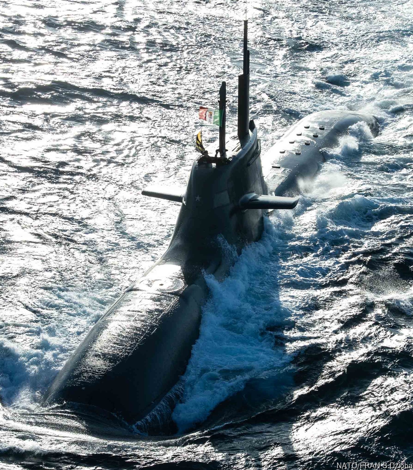 s-529 romeo romei todaro type 212 class submarine its smg italian navy marina militare 12 nato dynamic manta