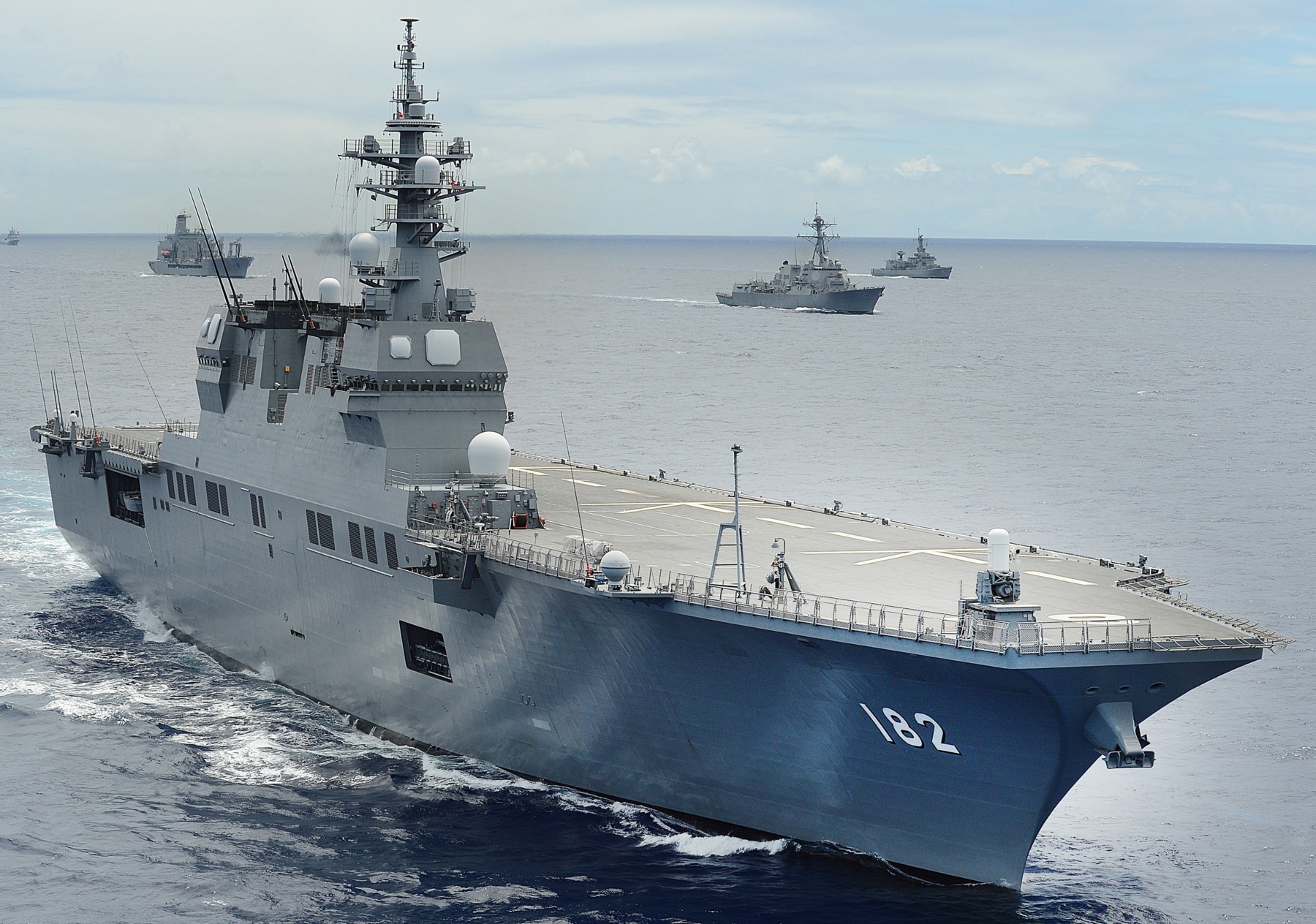 ddh-182 jds ise hyuga class helicopter destroyer japan maritime self defense force jmsdf 36