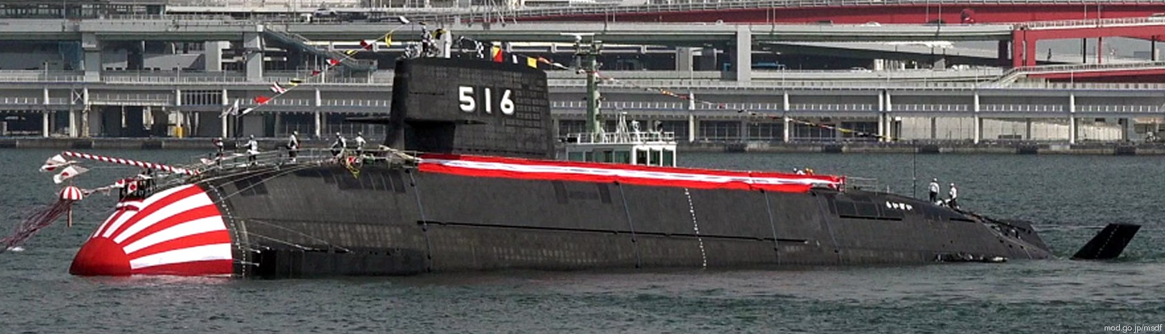 ss-516 js raigei taigei 29ss class attack submarine ssk aip japan maritime self defense force jmsdf 02 kawasaki kobe
