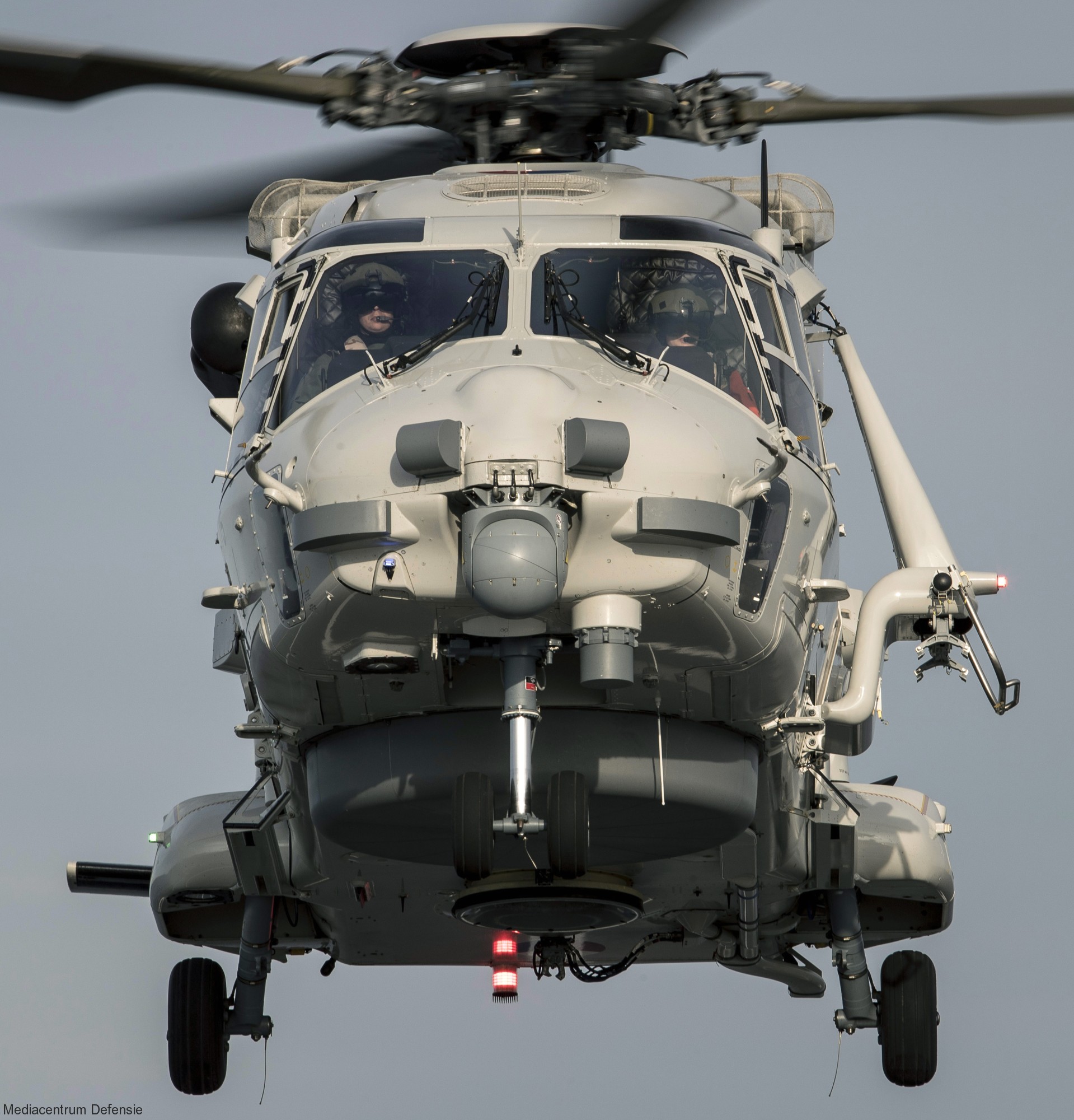 nh90 nfh helicopter royal netherlands navy koninklijke marine 7 860 squadron x04