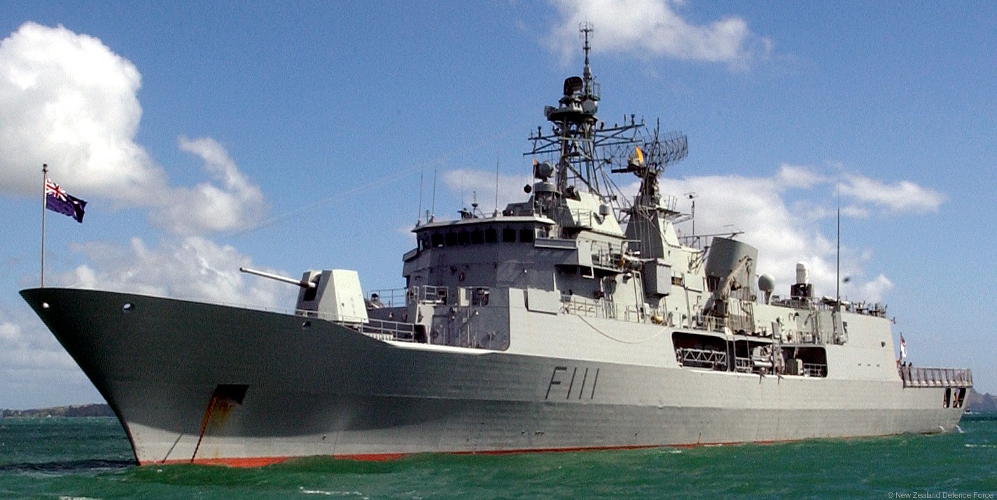 f-111 hmnzs te mana anzac class frigate royal new zealand navy rnzn 05