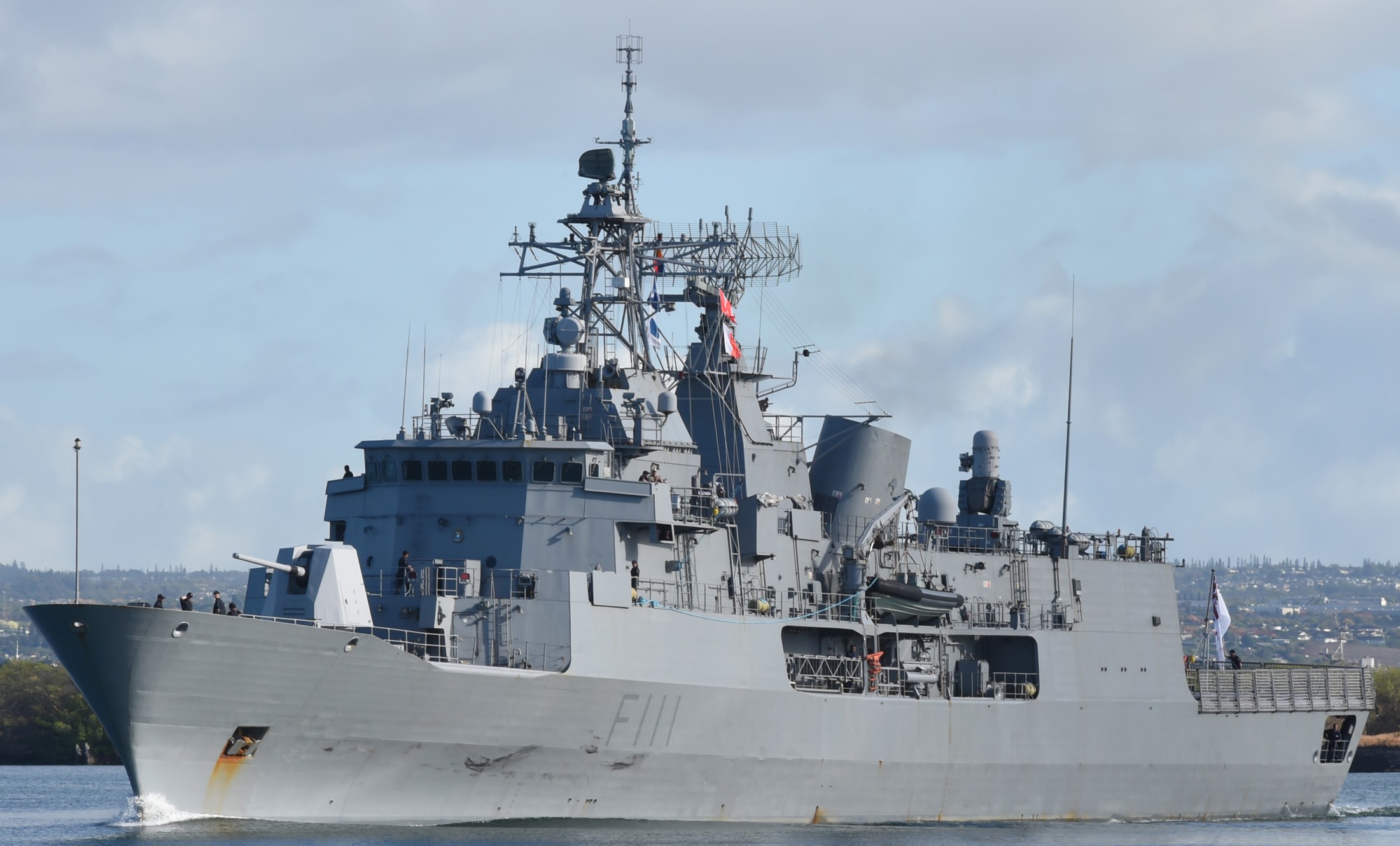 hmnzs te mana f-111 anzac class frigate royal new zealand navy tenic defence devonport 39x