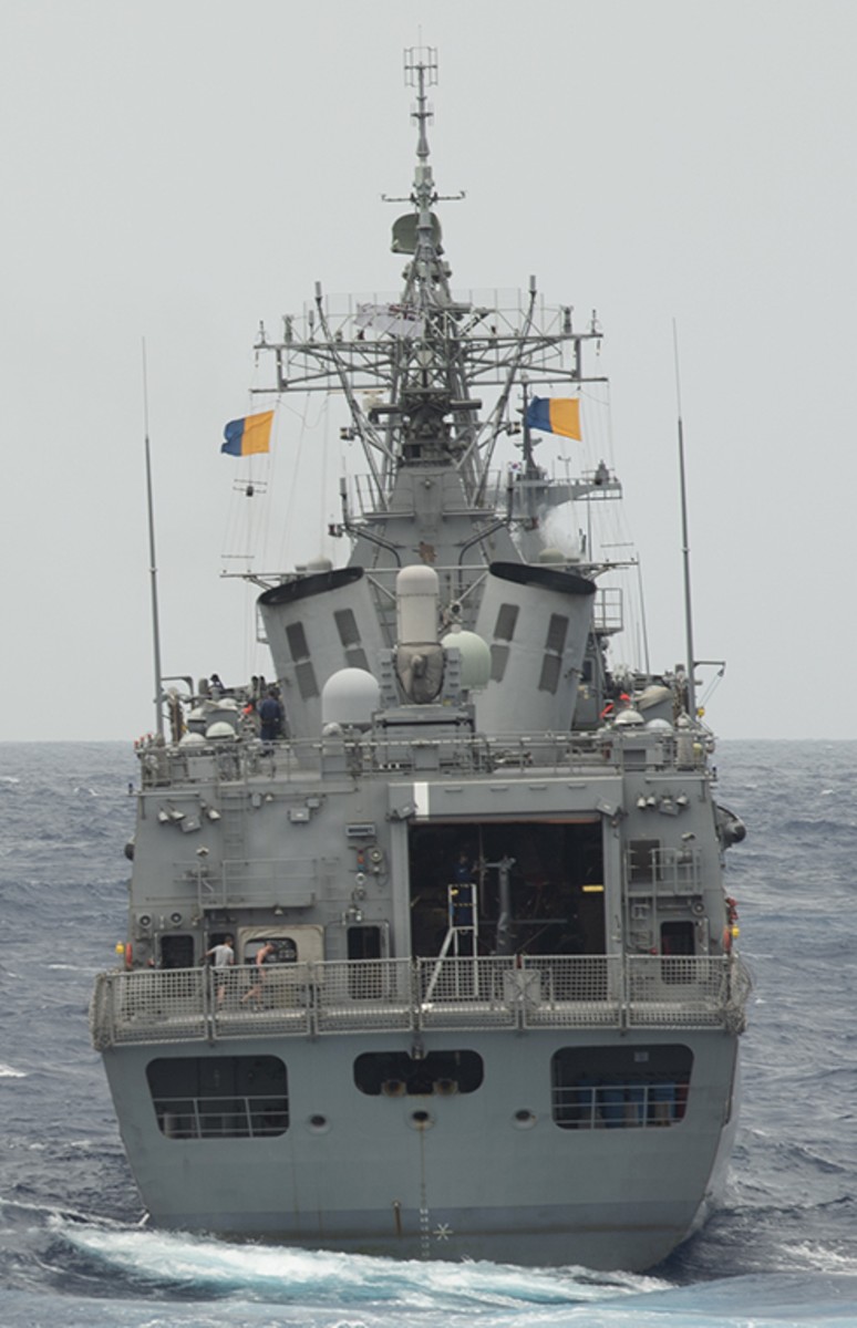 f-111 hmnzs te mana anzac class frigate royal new zealand navy rnzn 43