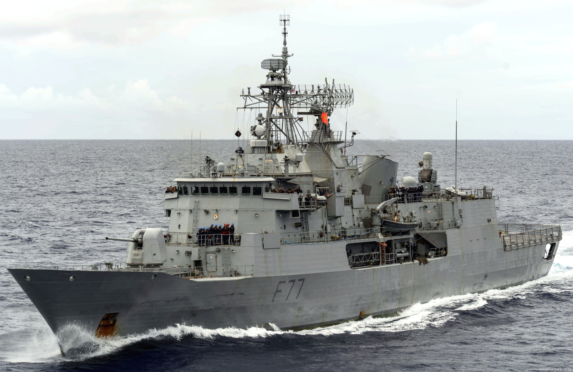 f-77 hmnzs te kaha anzac class frigate royal new zealand navy rnzn tenix defence meko 200