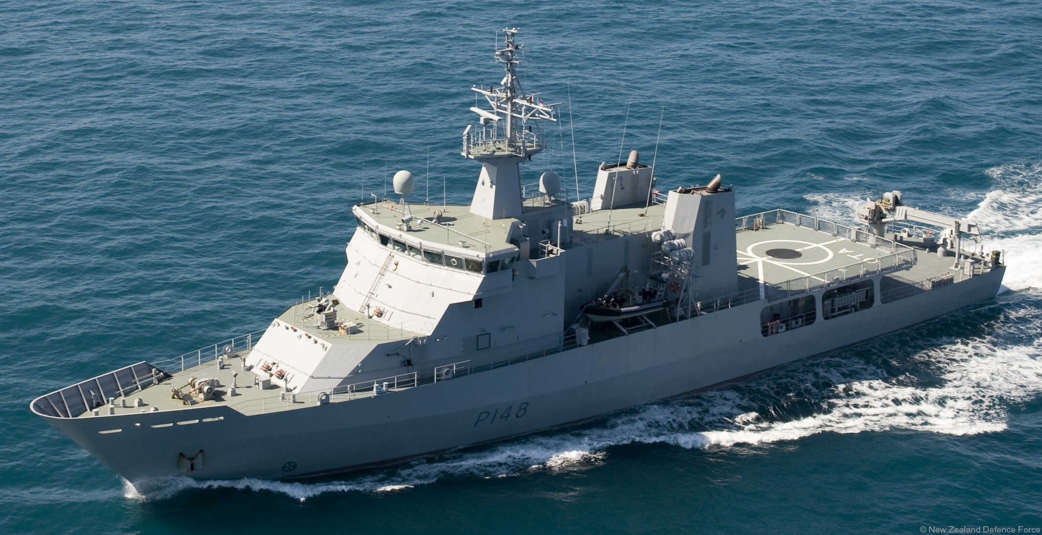 protector otago class offshore patrol vessel opv royal new zealand navy rnzn hmnzs wellington tenix defence