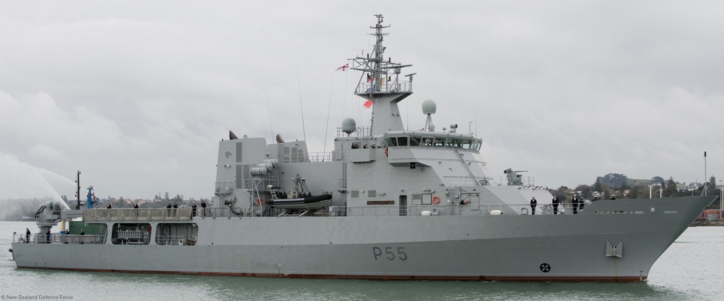 p-55 hmnzs wellington otago protector class offshore patrol vessel opv royal new zealand navy 14