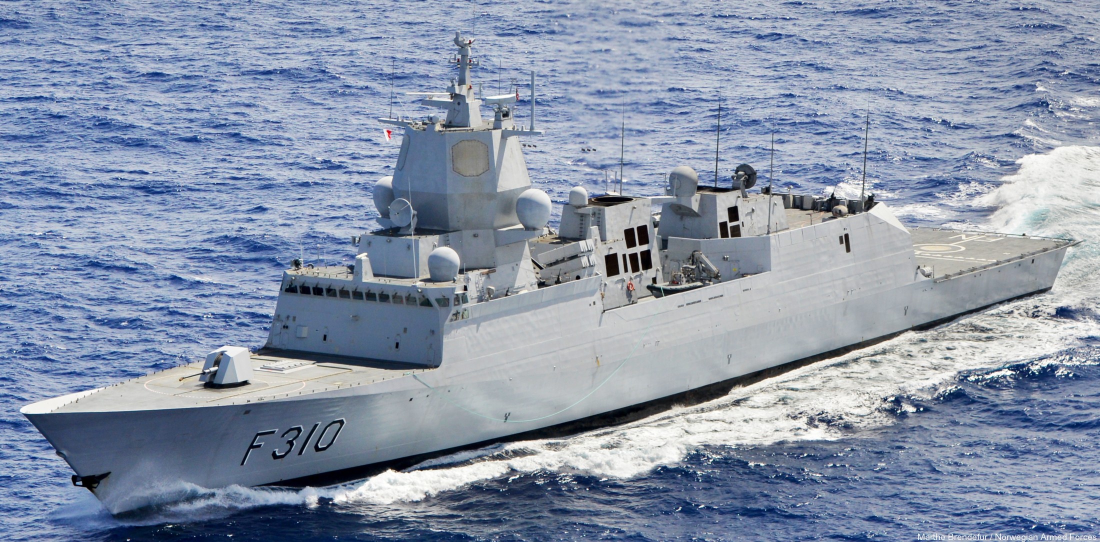f-310 hnoms knm fridtjof nansen frigate royal norwegian navy sjoforsvaret bazan navantia ferrol