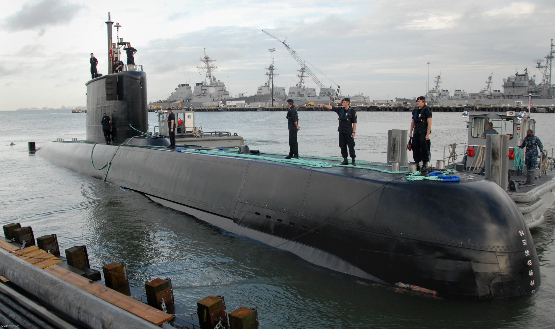 s-303 hnoms knm utvaer ula class submarine type 210 attack ssk undervannsbåt royal norwegian navy sjøforsvaret 27