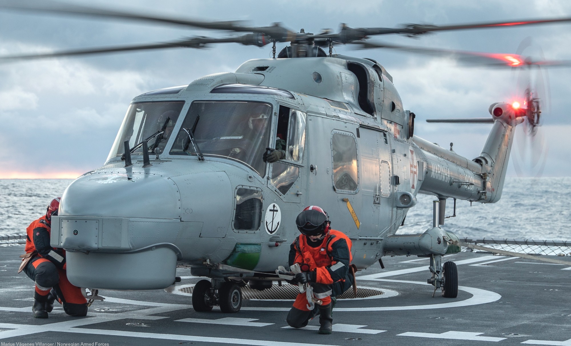 westland super lynx mk.95a naval helicopter portuguese navy marinha 12