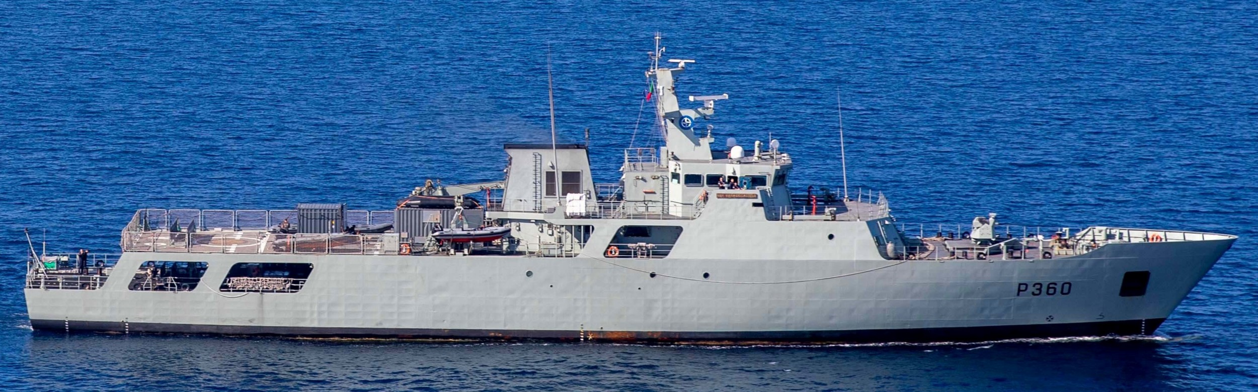 viana do castelo class offshore patrol vessel opv npo2000 portuguese navy marinha 02x