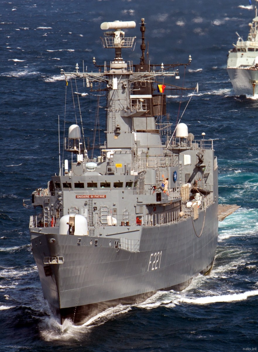 f-221 ros regele ferdinand frigate romanian navy type 22 broadsword class 02